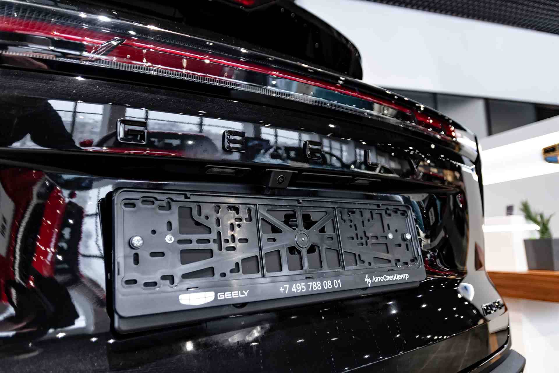Geely Atlas Flagship 2.0T 8AT 4WD