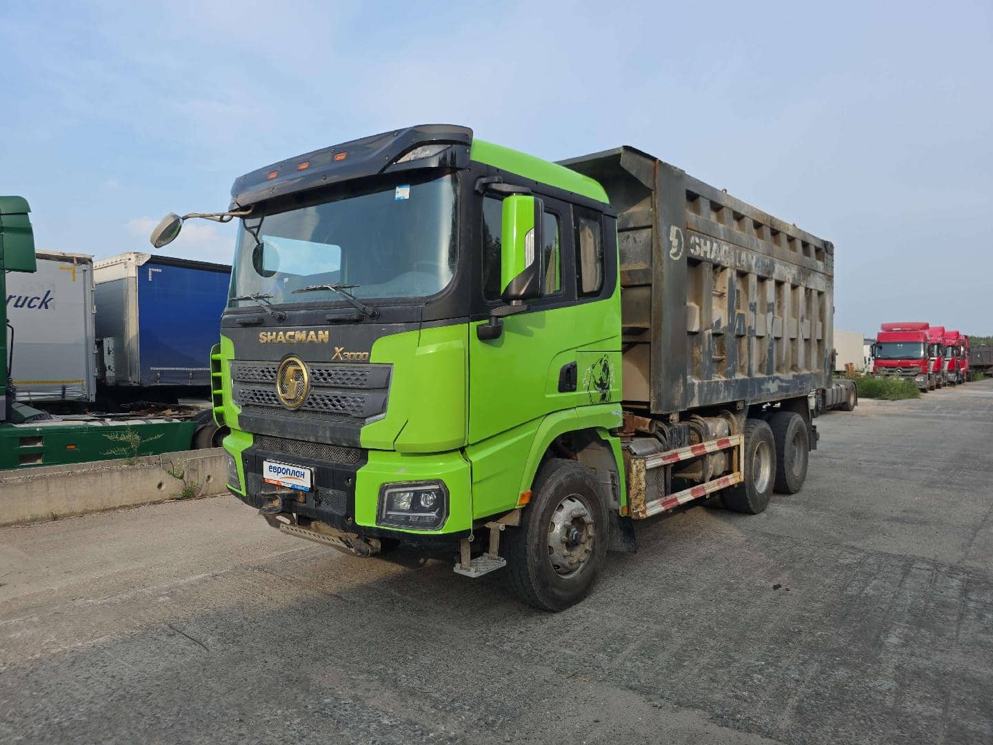 Shacman SX32586T384