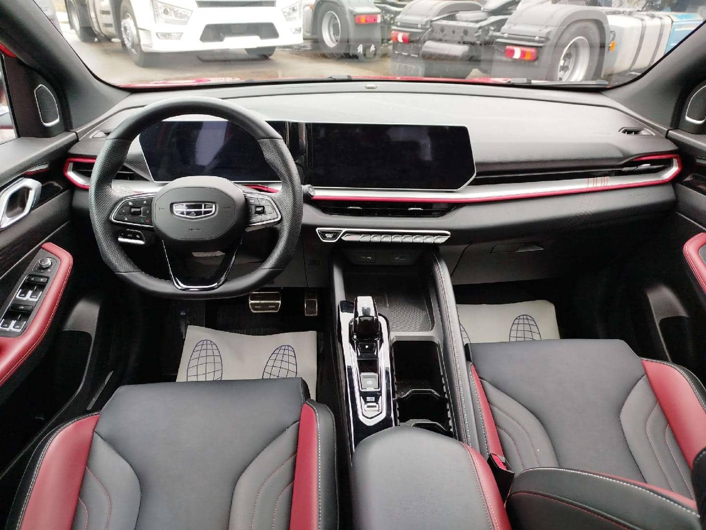 Geely Coolray,  15 159 км, 2024 года в лизинг