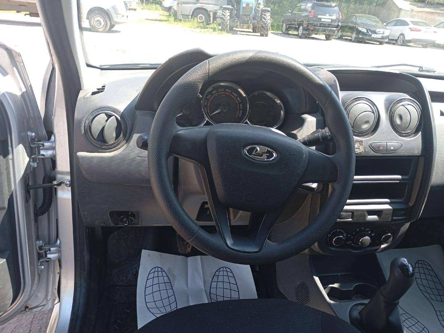 Lada Largus универсал,  32 728 км, 2025 года в лизинг
