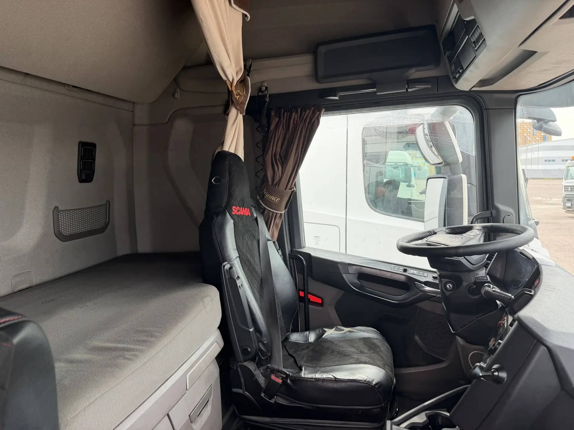 SCANIA R 440 LA4x2HNA (N),  1 135 582 км, 2019 года в лизинг