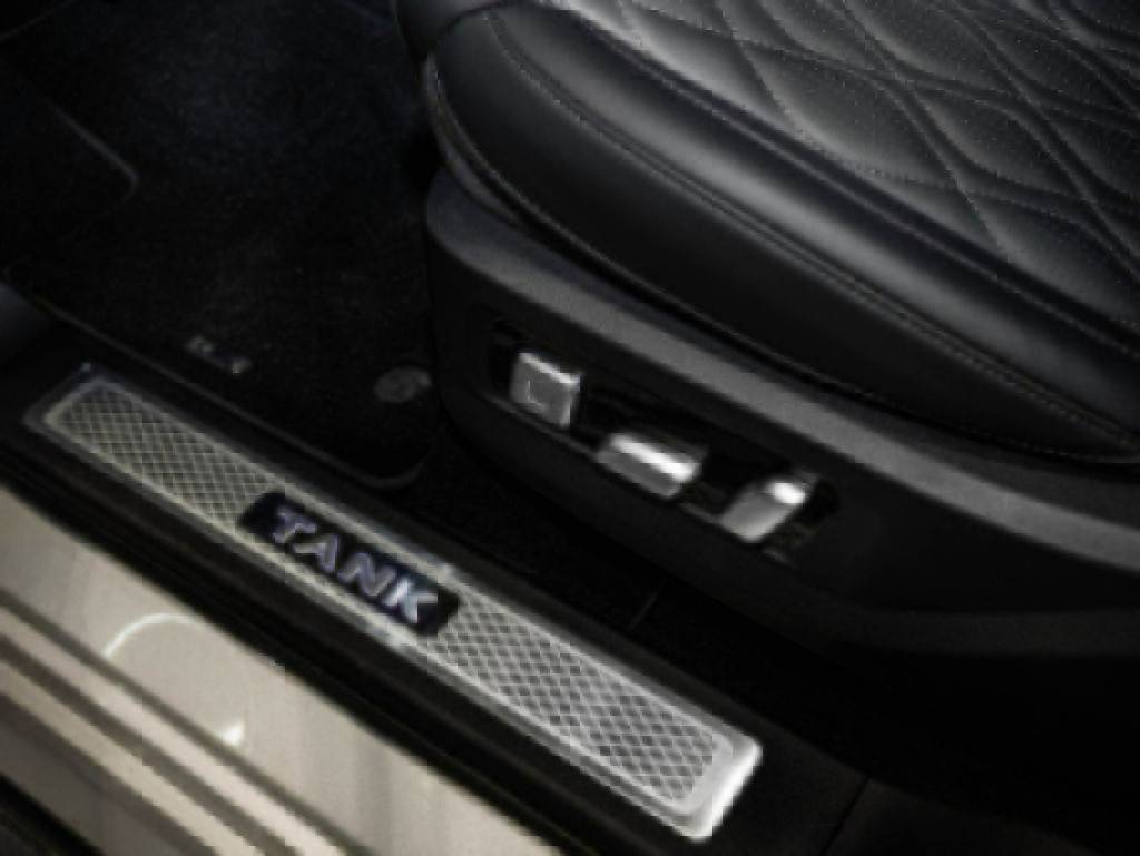 Tank 500 Urban 2.0 HEV 9AT 4WD