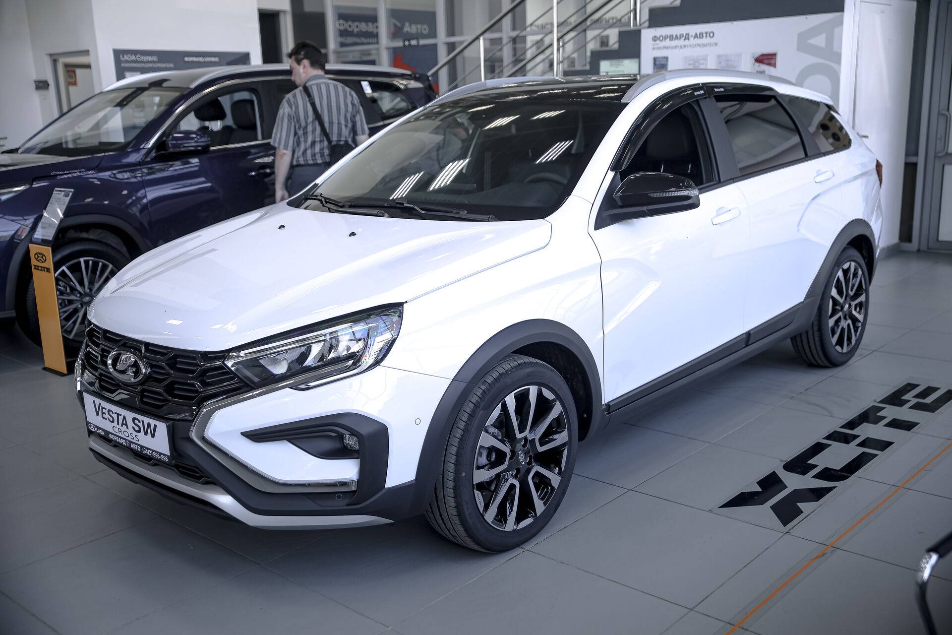 Lada Vesta SW Cross Techno 24 1.8 122hp AT