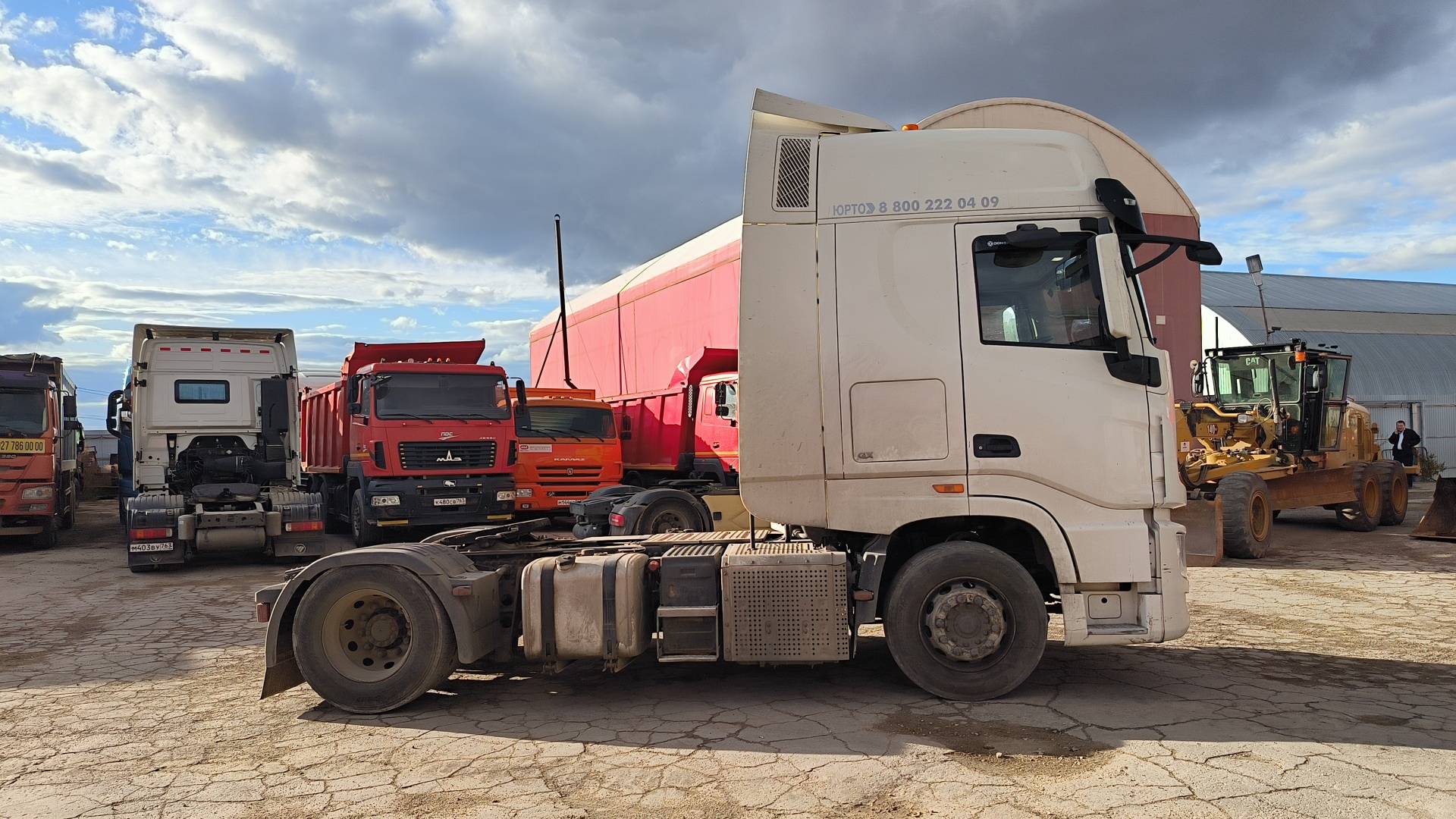 DongFeng DFH4180 4x2,  217 907 км, 2022 года в лизинг