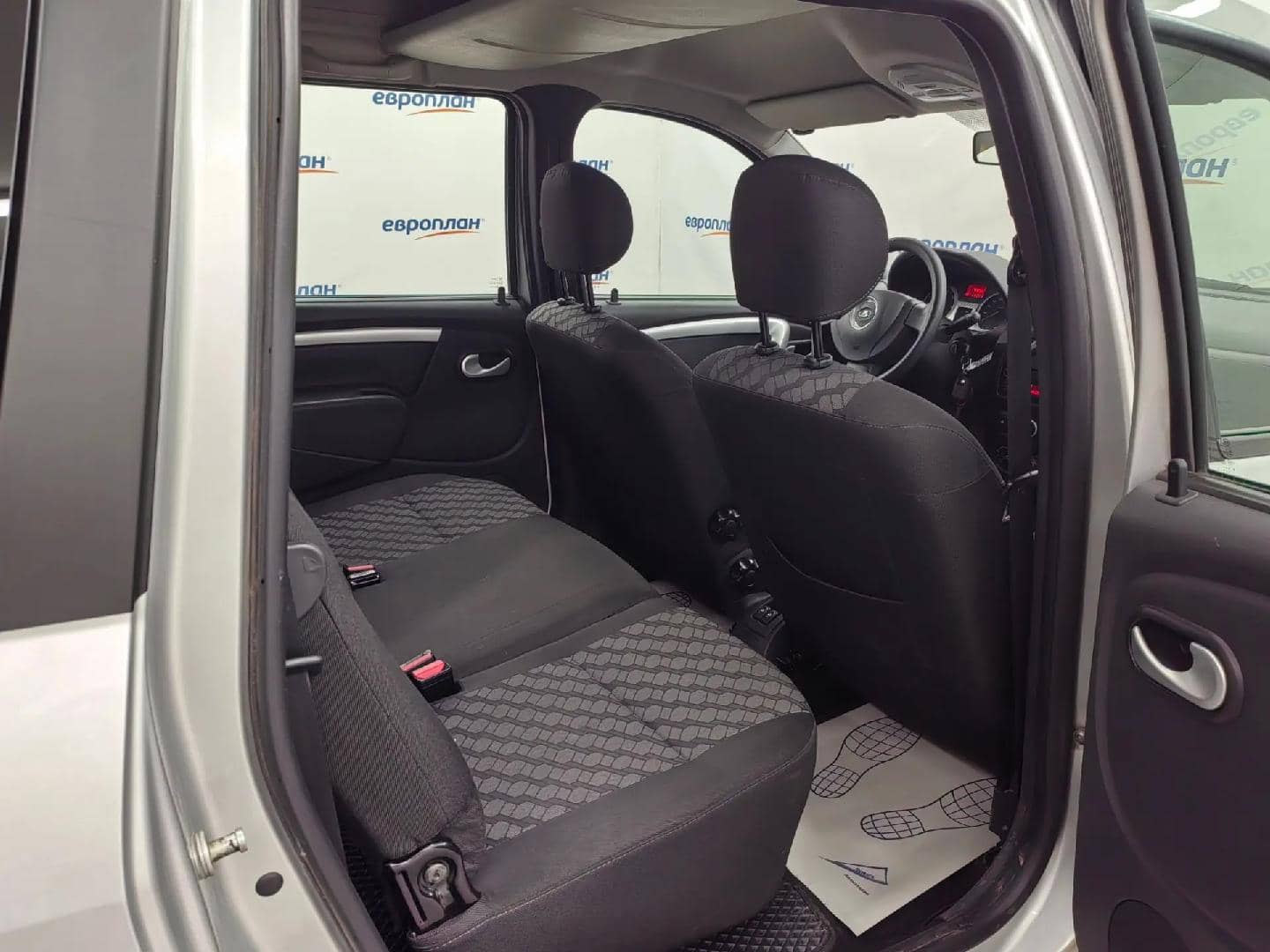 Lada Largus универсал,  76 566 км, 2019 года в лизинг