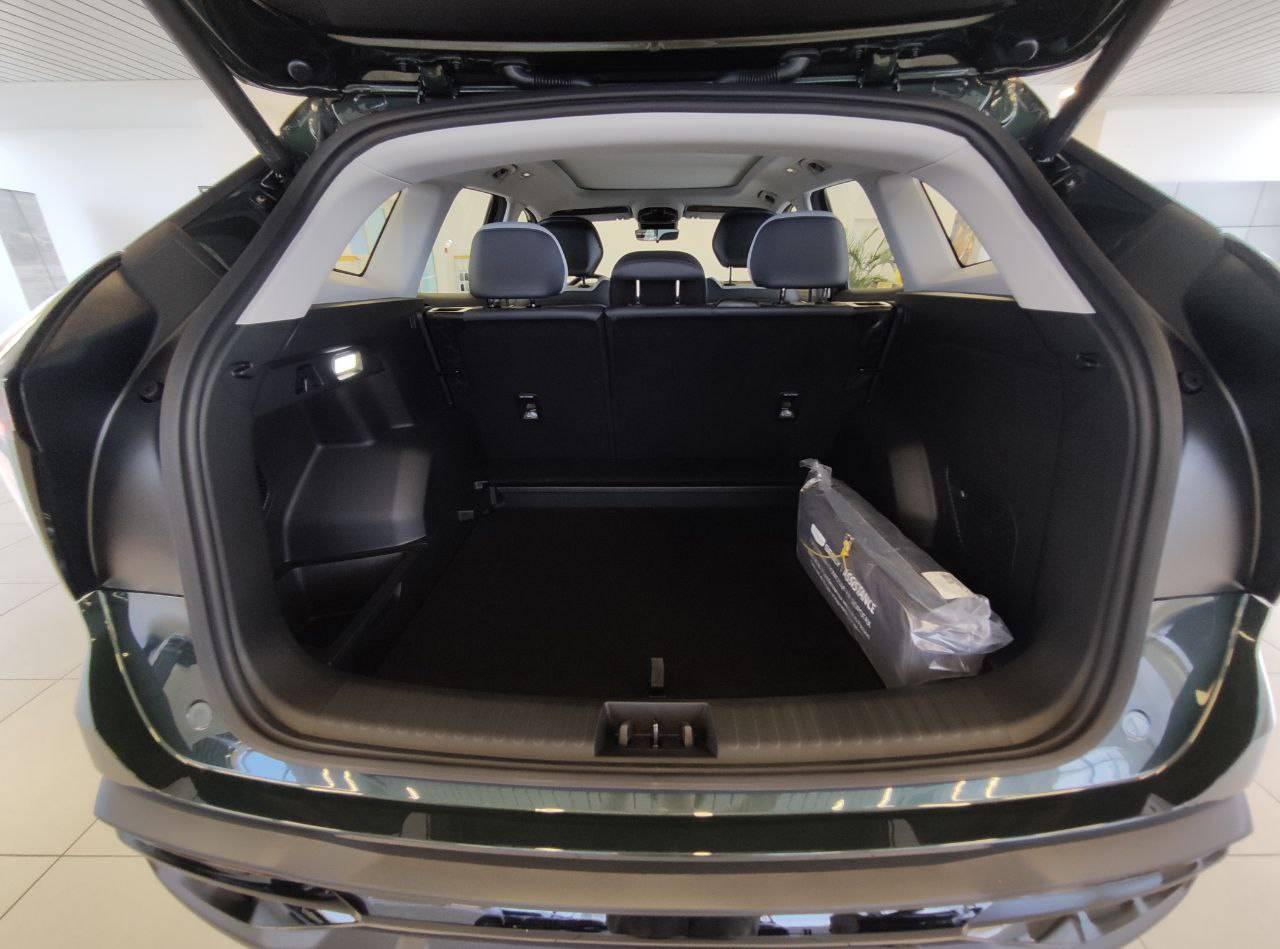 Geely Atlas Флагман Спорт 2.0Т АТ полный привод