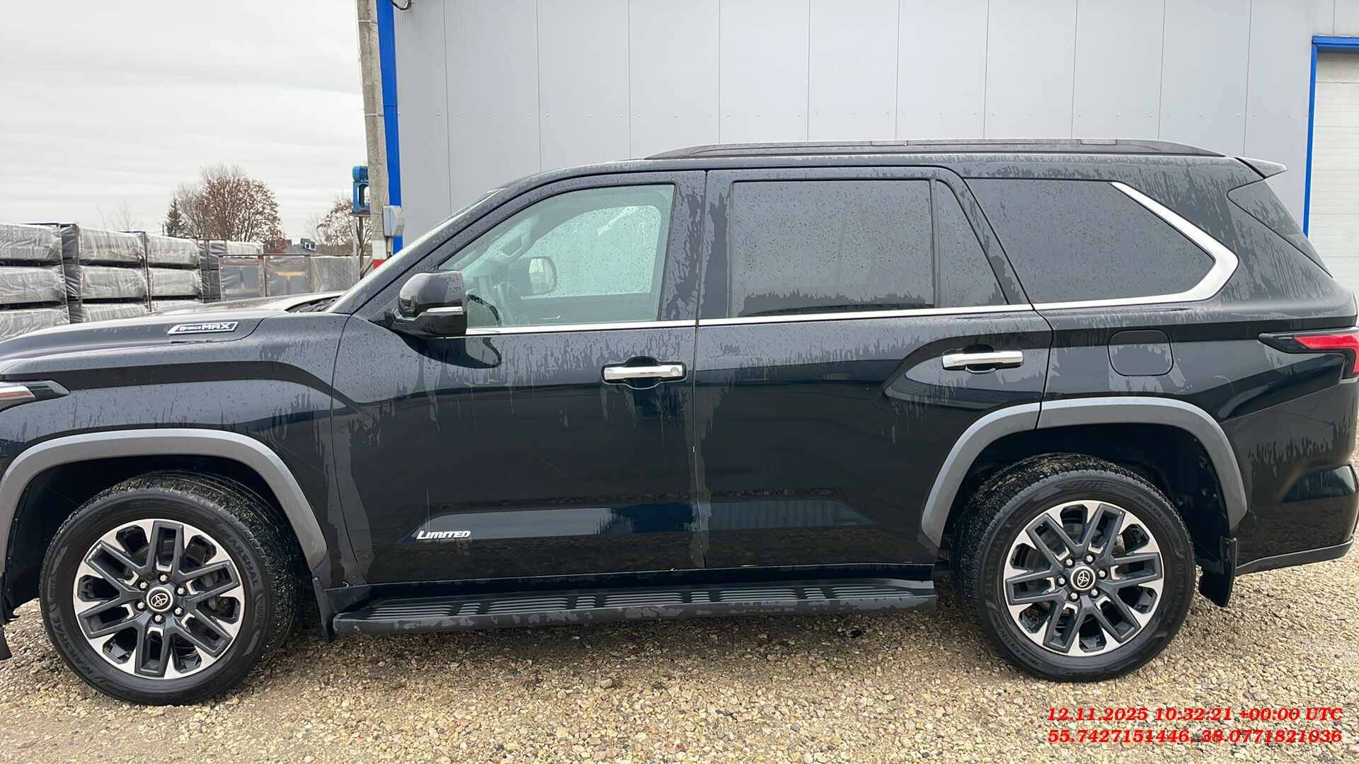 Toyota Sequoia,  161 061 км, 2022 года в лизинг