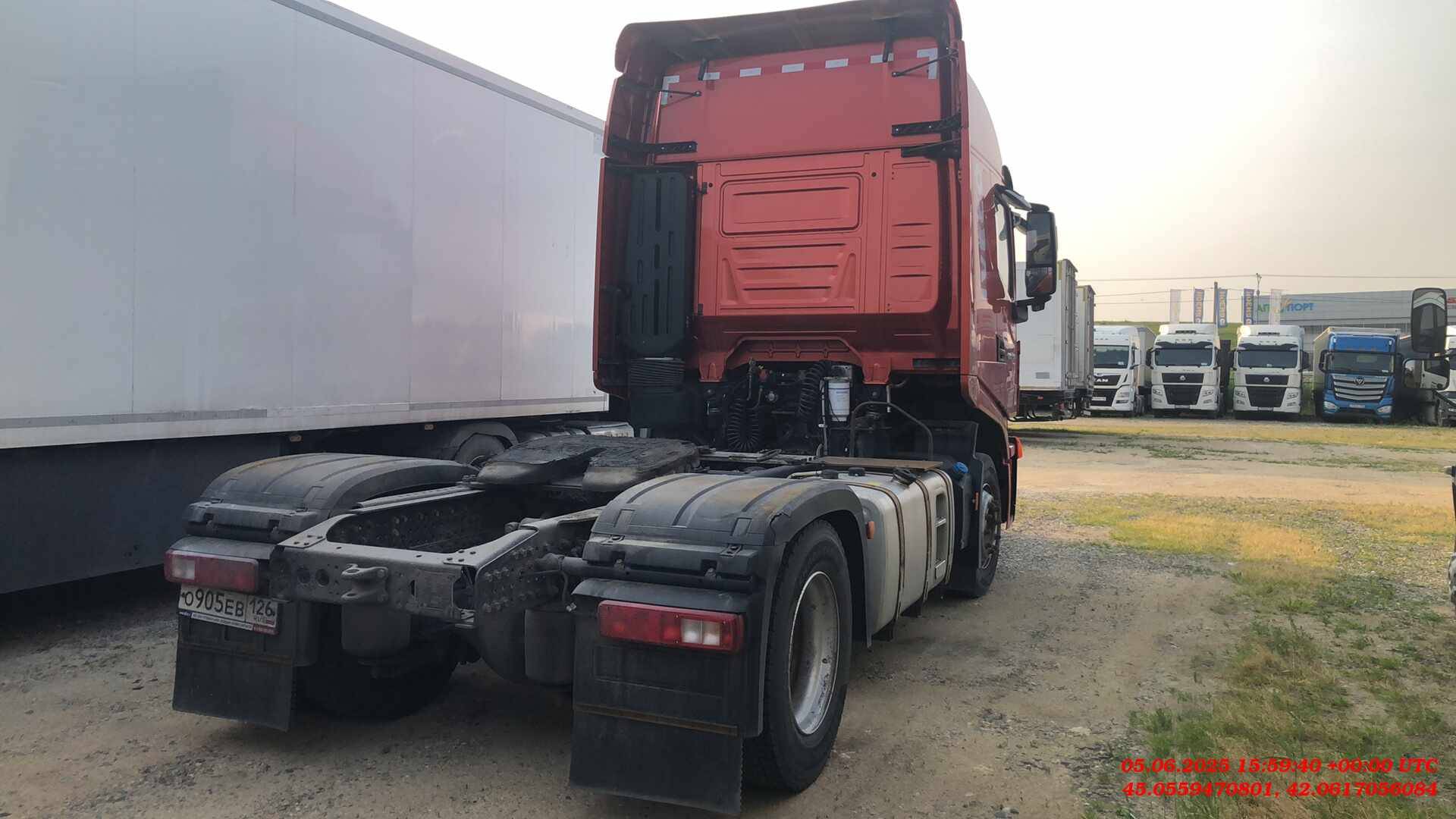 HONGYAN CQ4186HV52,  175 550 км, 2023 года в лизинг