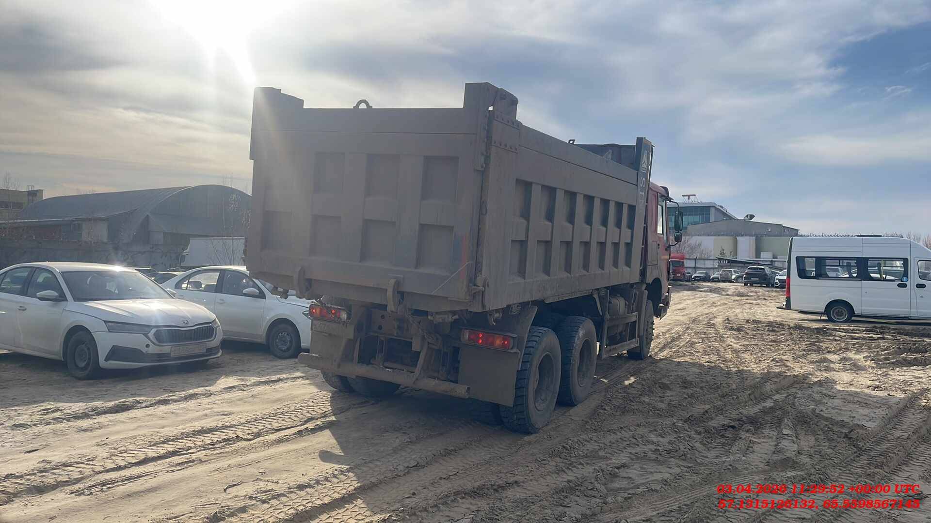 HOWO ZZ3327S3857E 6х6,  83 126 км, 2022 года в лизинг
