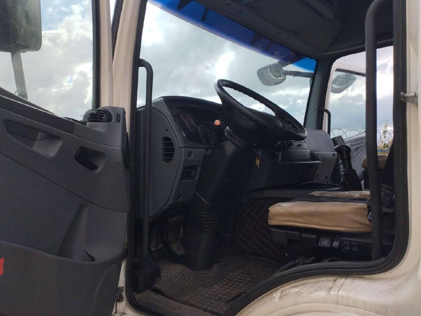 КАМАЗ 5490-5P CNG (M1840),  378 258 км, 2021 года в лизинг
