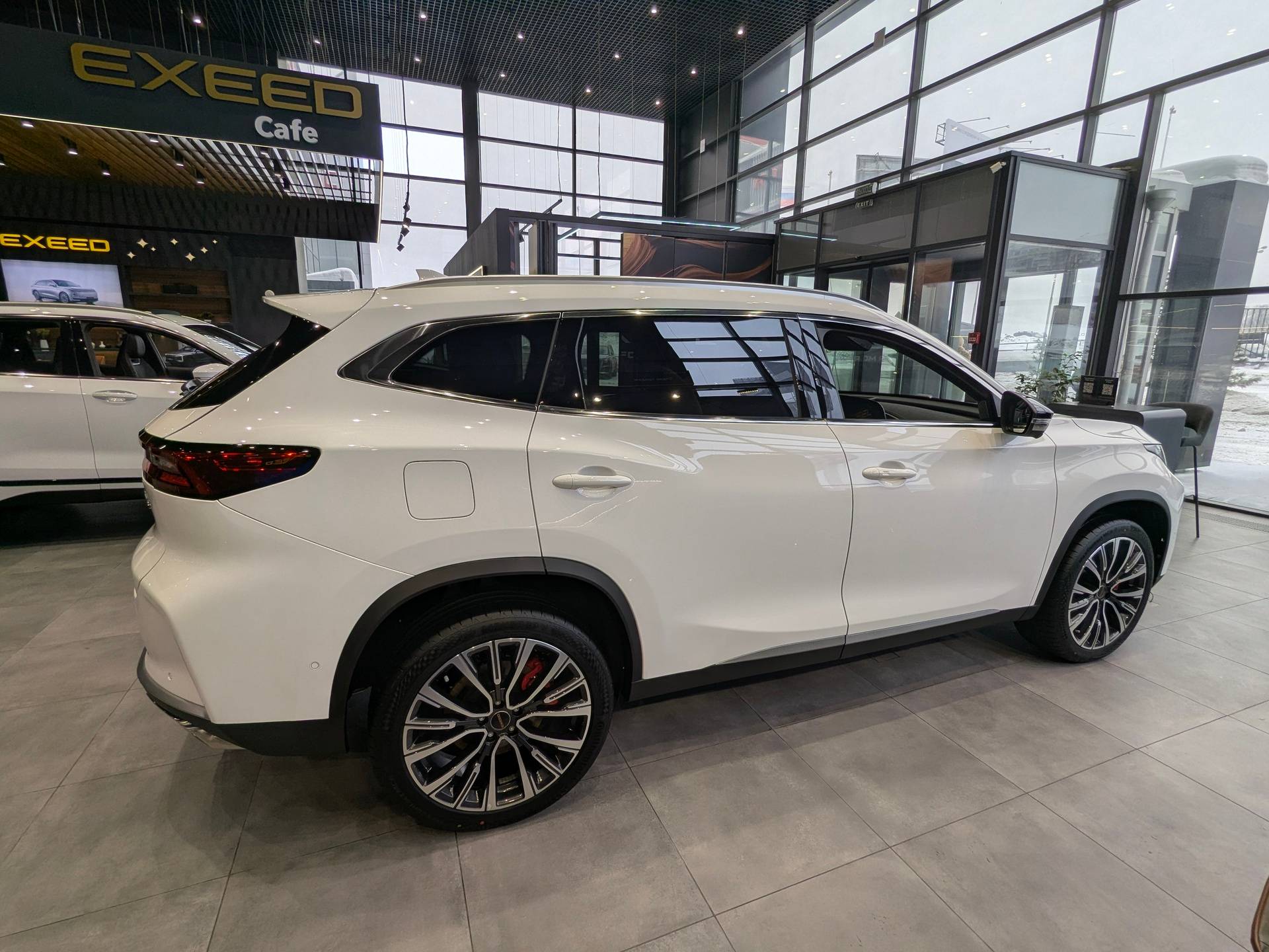 EXEED TXL Флагман 2.0Т АТ полный привод (Flagship)