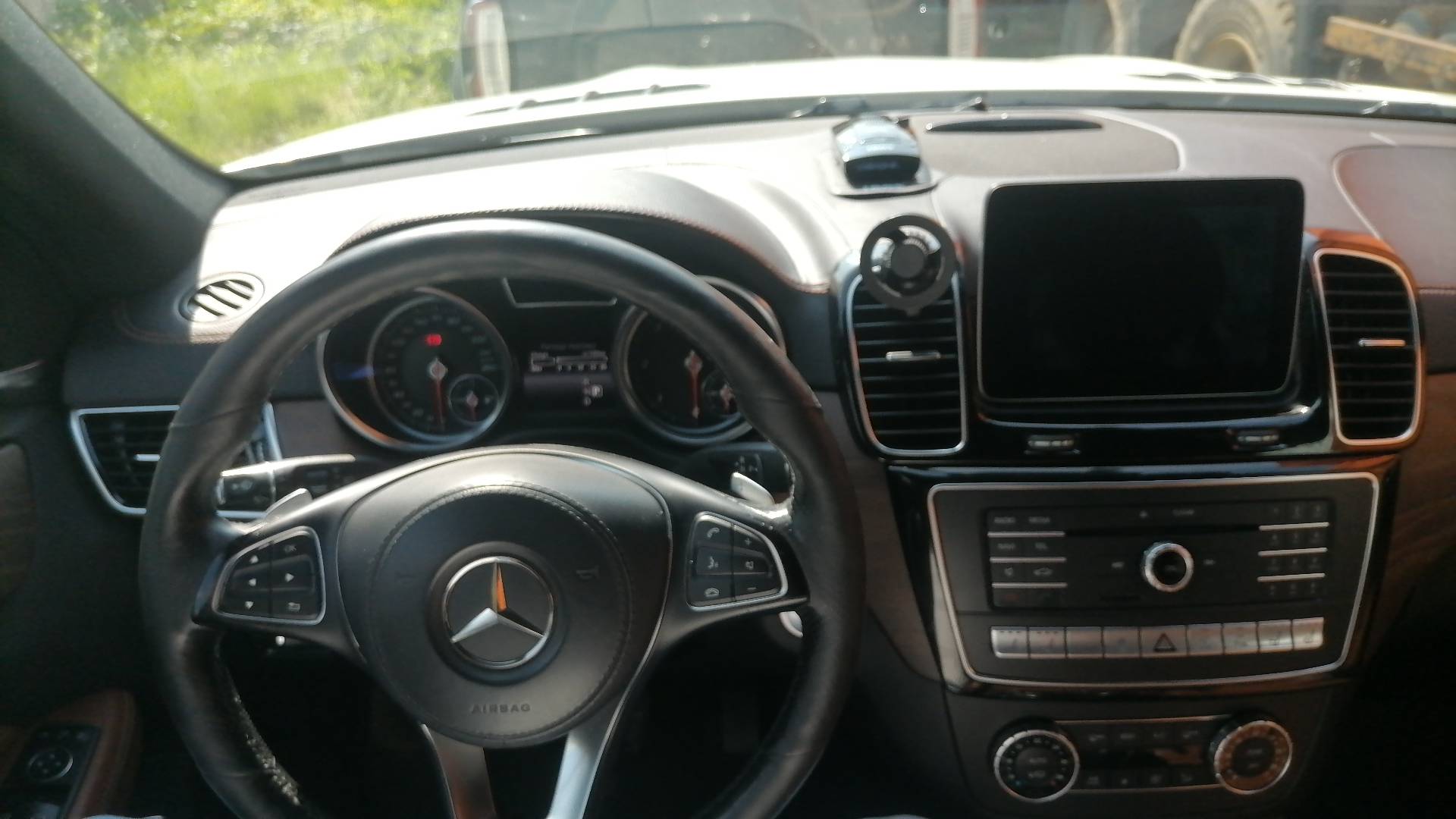 Mercedes-Benz GLS,  218 486 км, 2017 года