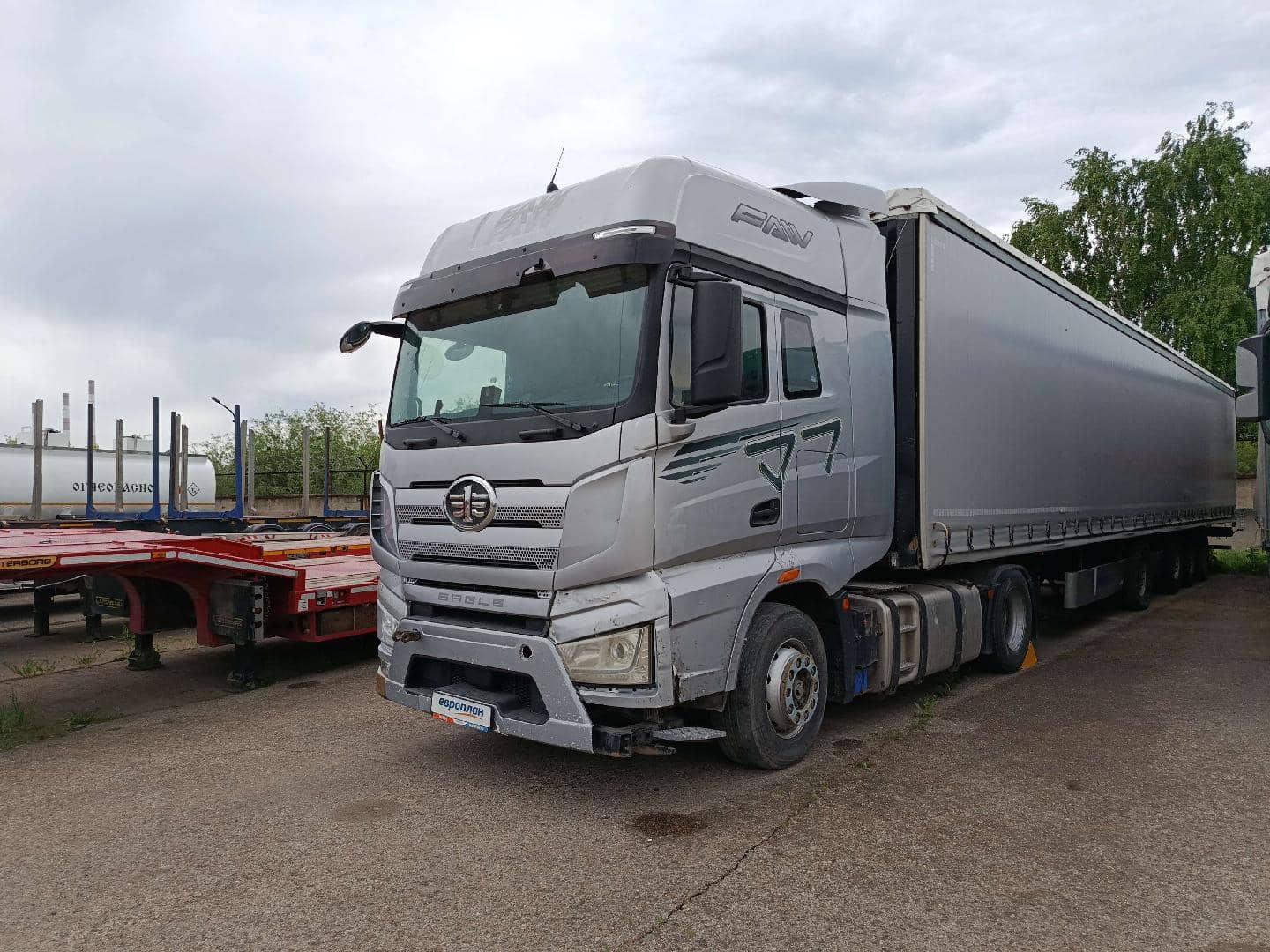 FAW CA4180P77K25E5 4x2
