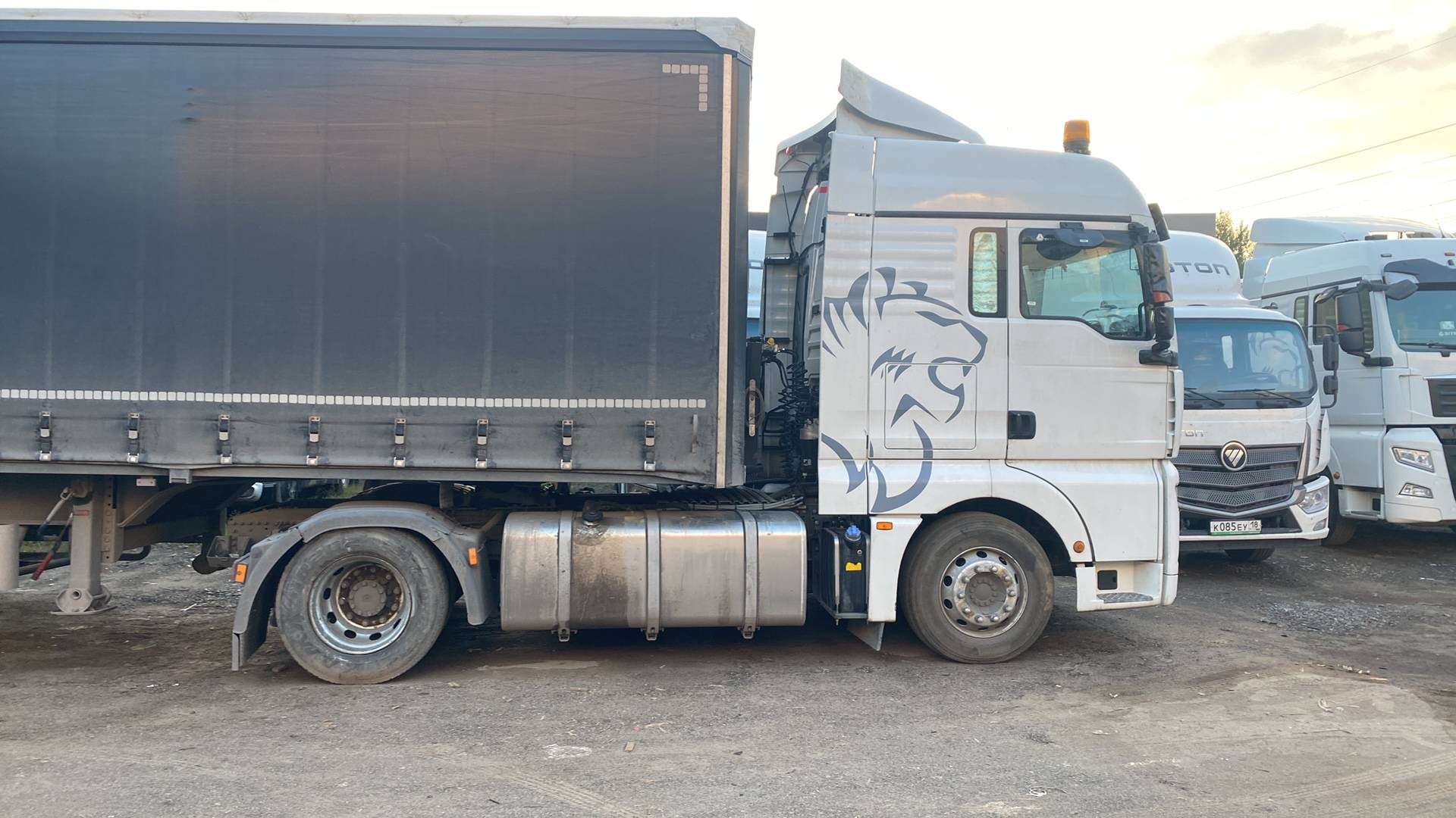 Sitrak ZZ4186V391HE,  292 208 км, 2023 года в лизинг