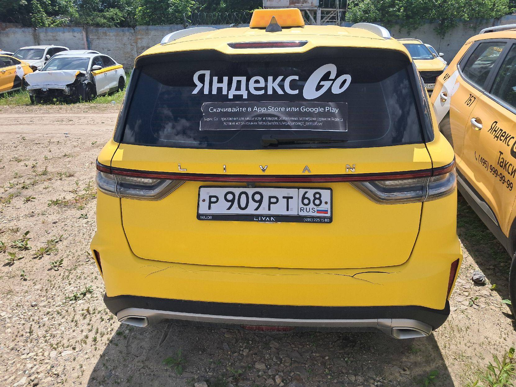 Livan ИКС6ПРО (X6PRO),  74 764 км, 2023 года
