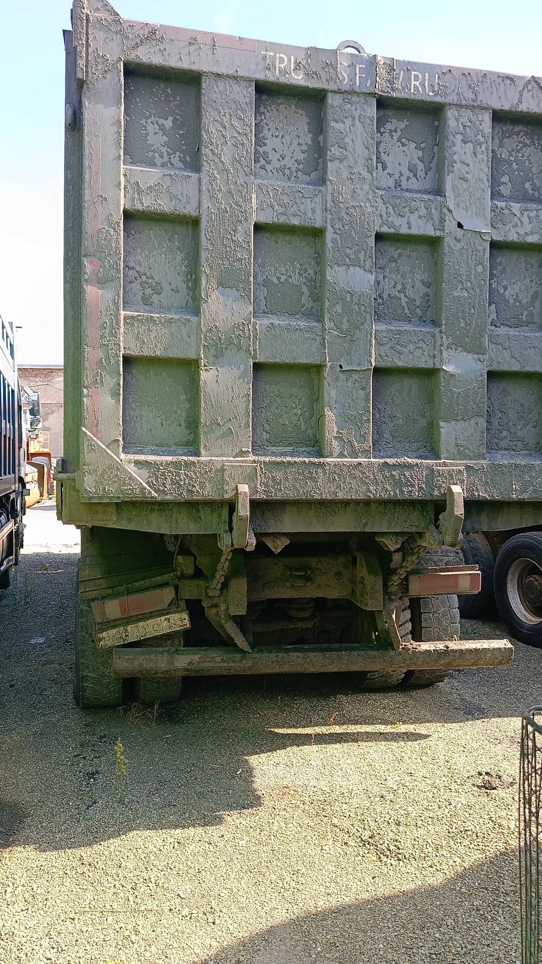 FAW CA3310P66K24T4E5 8х4,  322 468 км, 2022 года