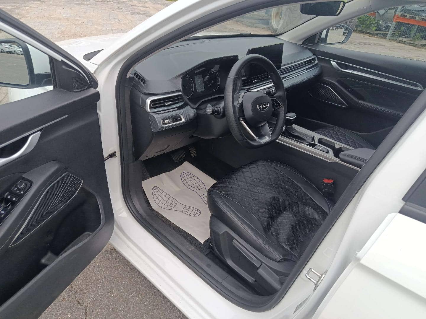 Geely Emgrand,  62 266 км, 2024 года в лизинг