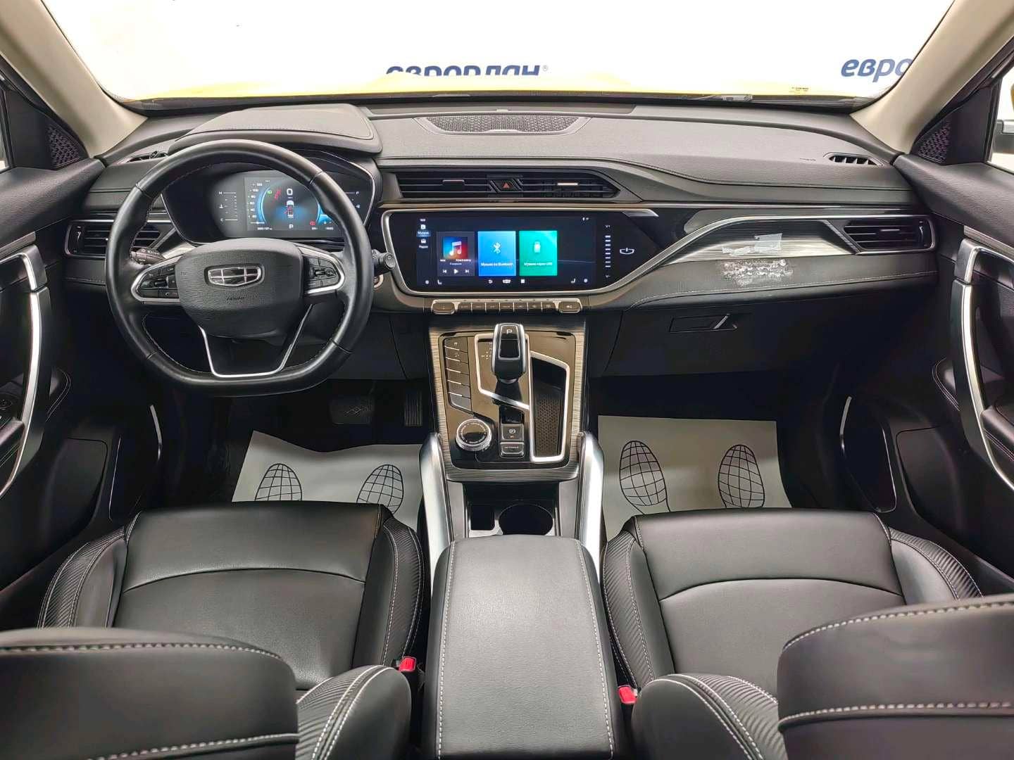Geely Atlas Pro,  220 107 км, 2023 года в лизинг