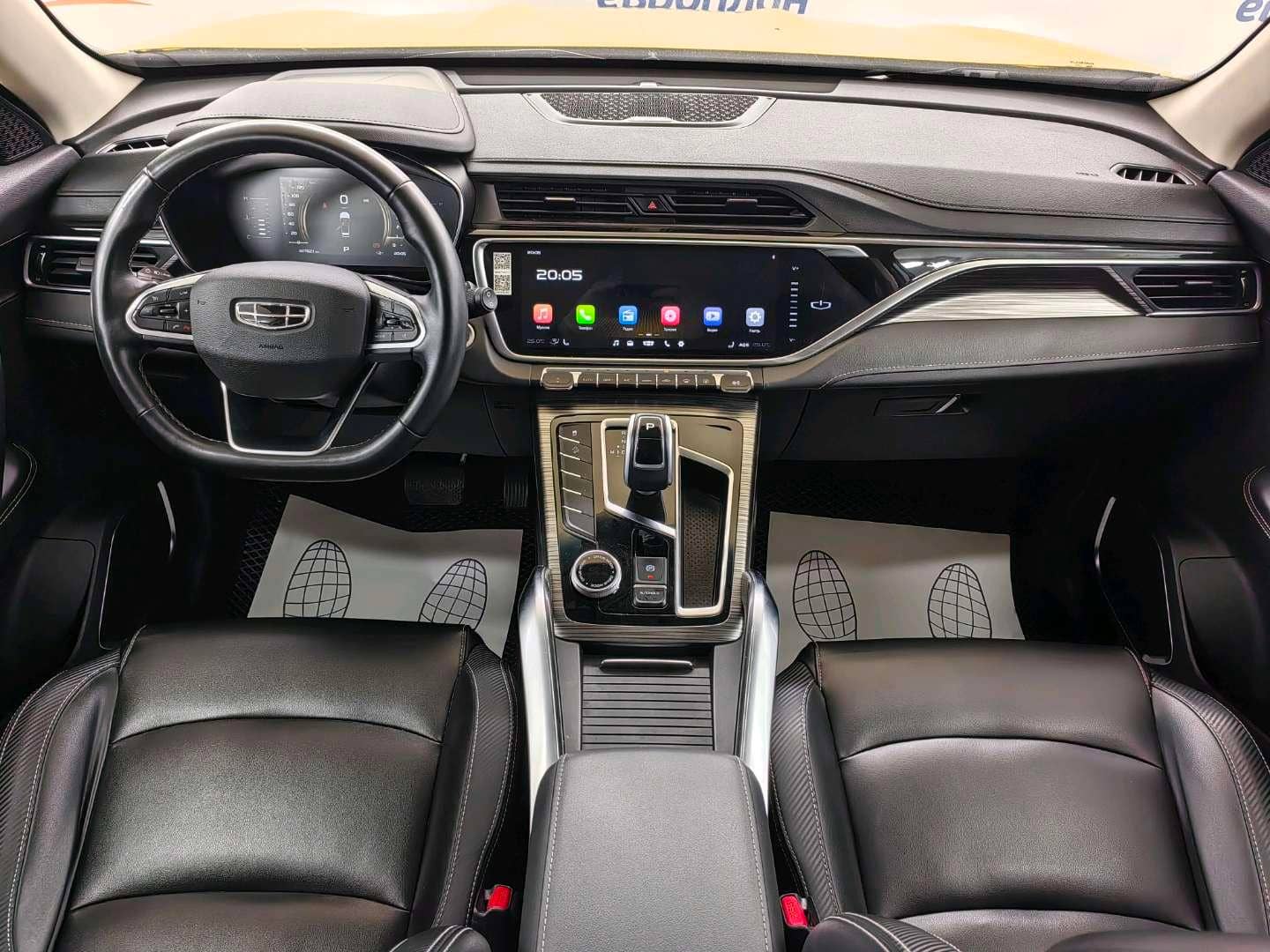 Geely Atlas Pro,  327 621 км, 2024 года в лизинг