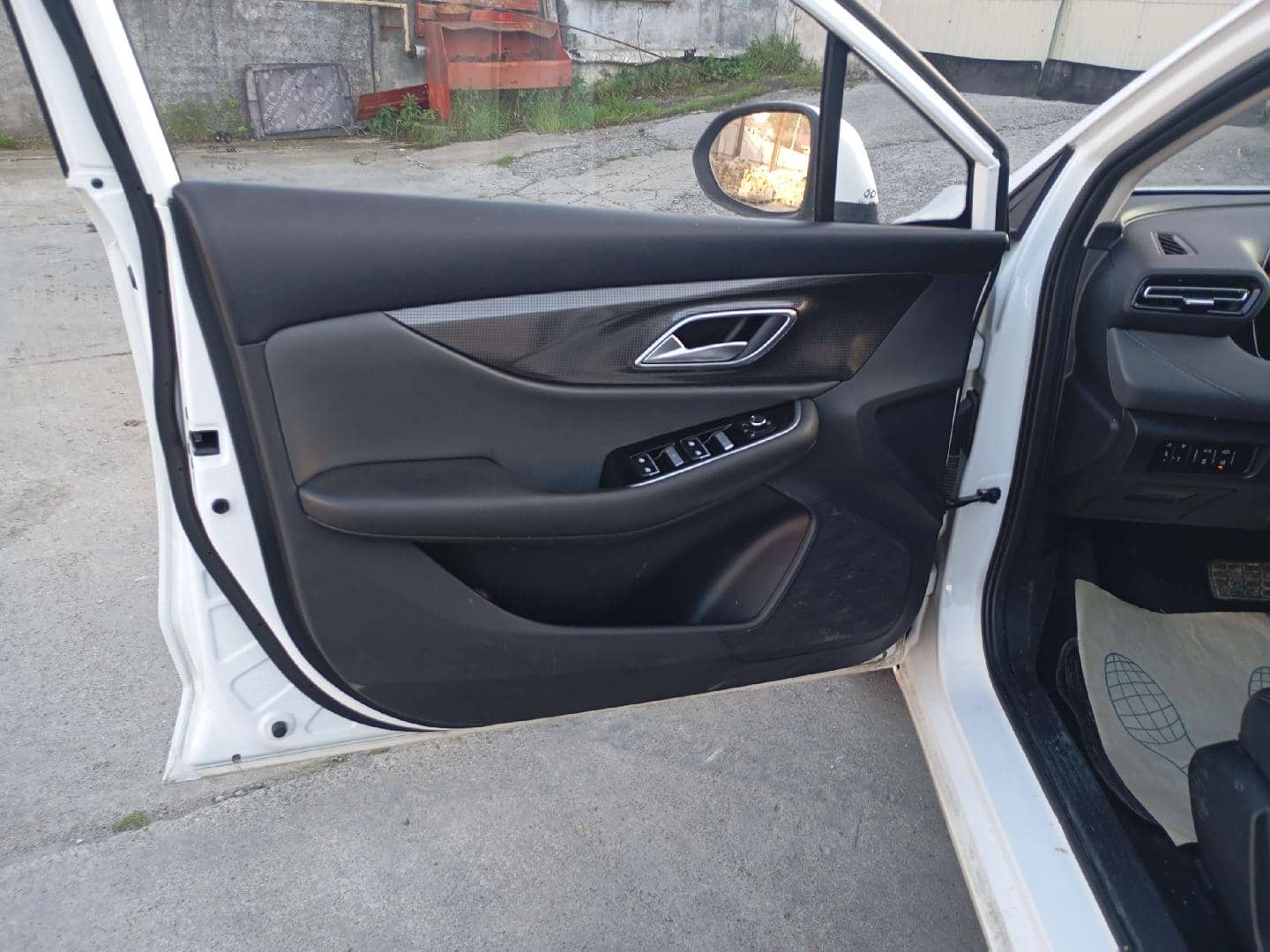 BAIC Ю5 Плюс (U5 Plus),  130 978 км, 2023 года в лизинг