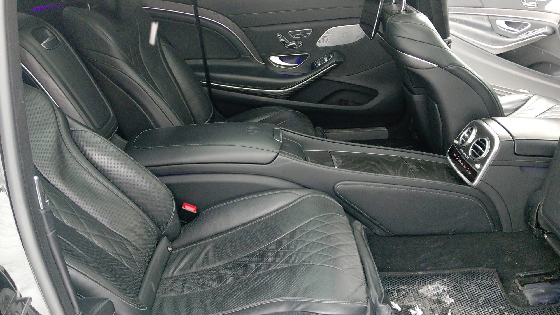 Mercedes-Benz S седан,  232 199 км, 2019 года в лизинг