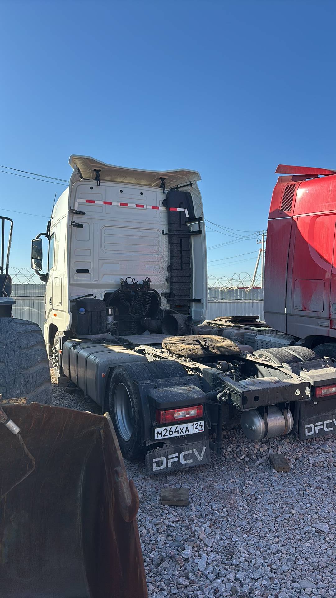 DongFeng DFH4180 4x2,  214 281 км, 2023 года в лизинг