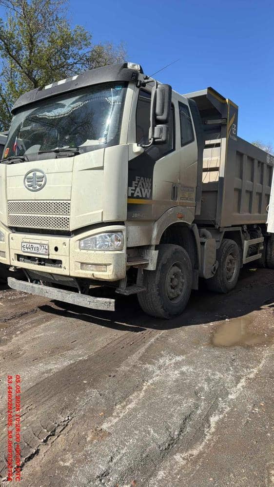 FAW CA3310P66K24T4E5 8х4,  102 955 км, 2022 года в лизинг