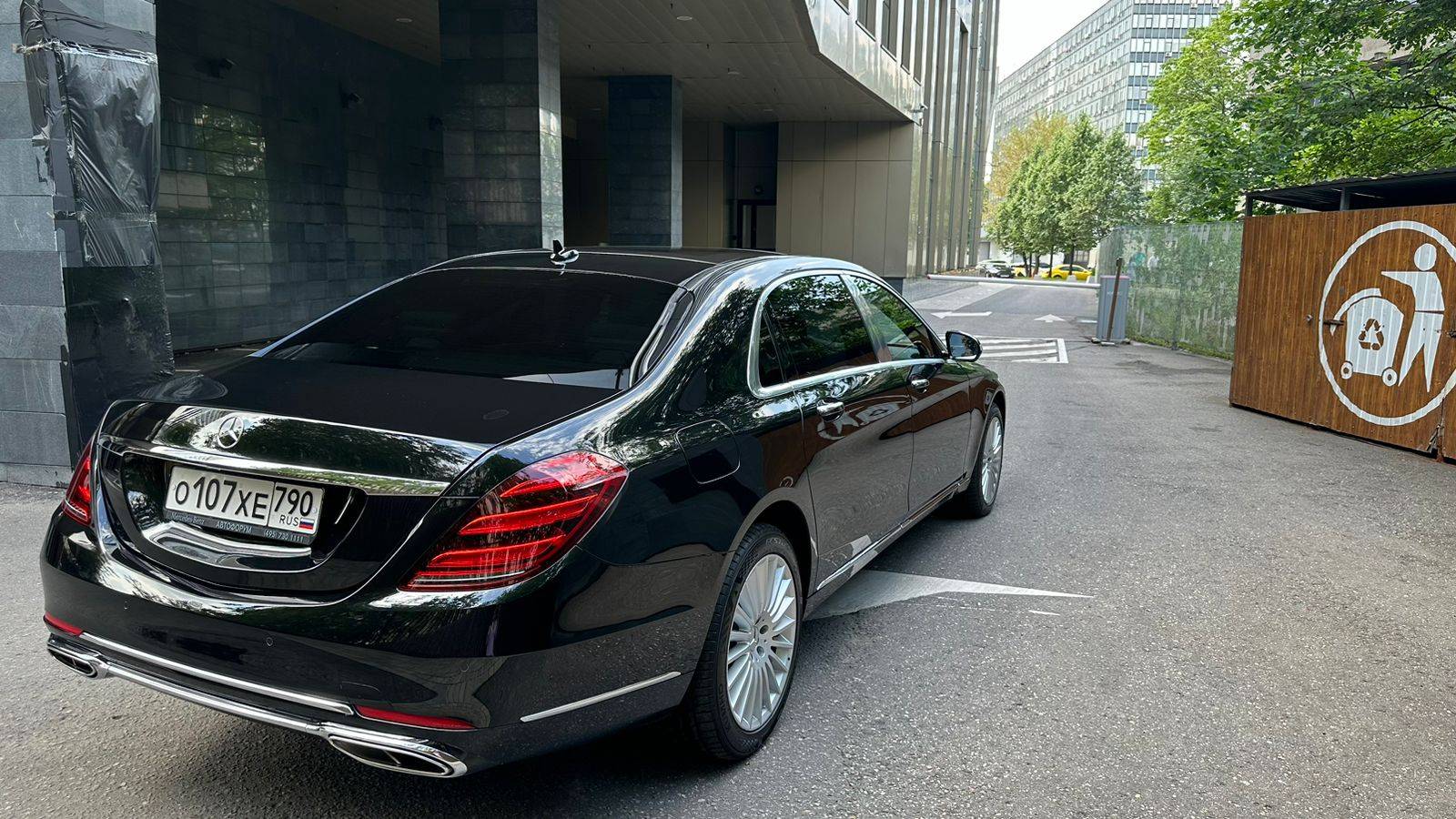 Mercedes-Benz S седан,  101 342 км, 2019 года в лизинг