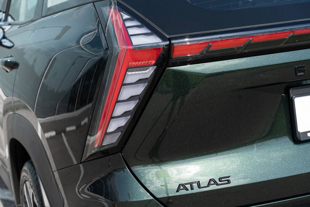 Geely Atlas Флагман 2.0Т АТ полный привод