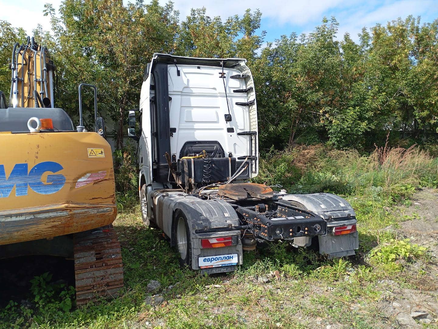 Shacman SX4188YY381,  300 000 км, 2023 года в лизинг