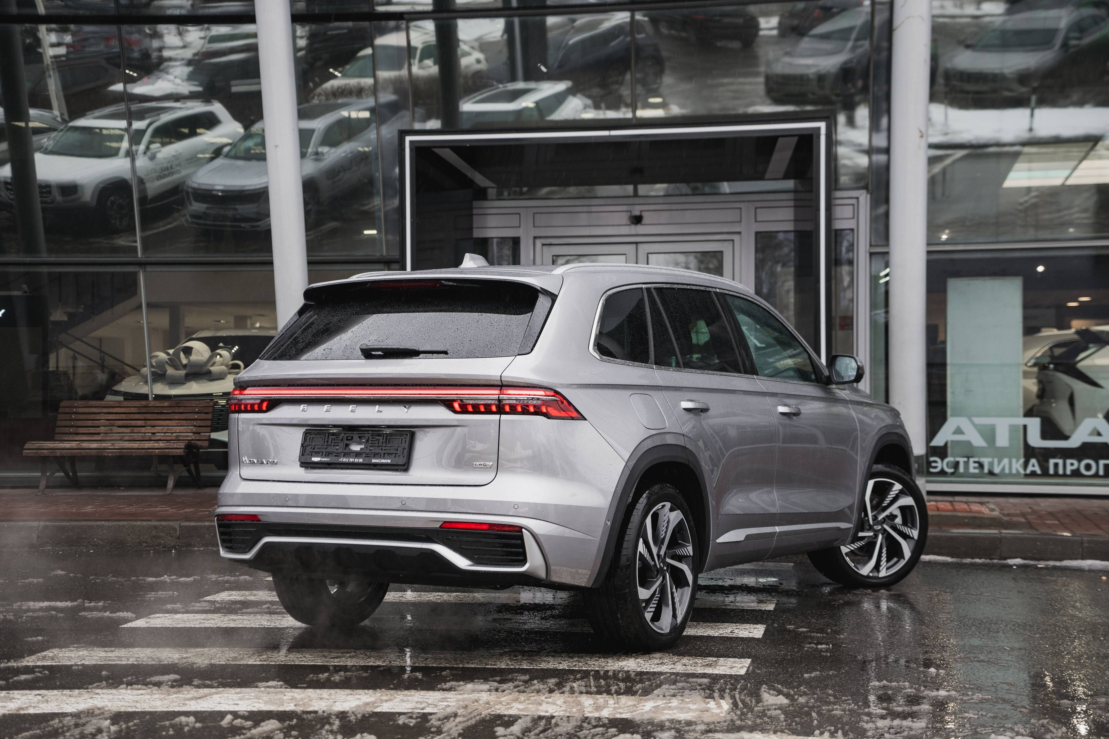 Geely Monjaro Flagship 2.0T (238 hp) 8AT 4WD