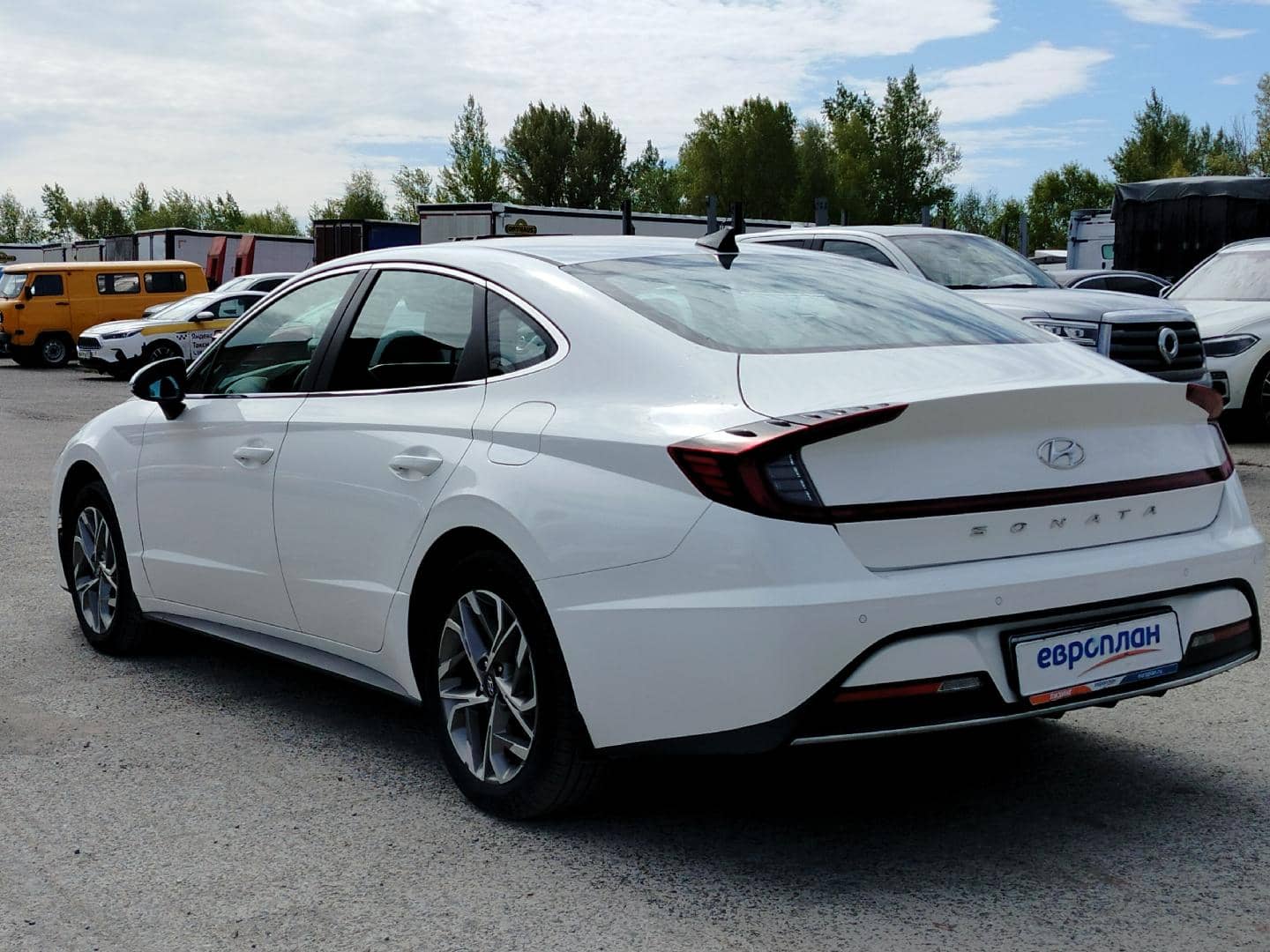 Hyundai Sonata,  61 282 км, 2021 года в лизинг