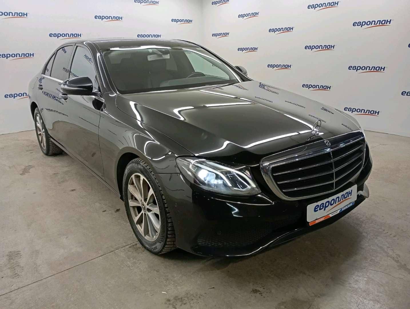 Mercedes-Benz E седан,  184 303 км, 2020 года в лизинг