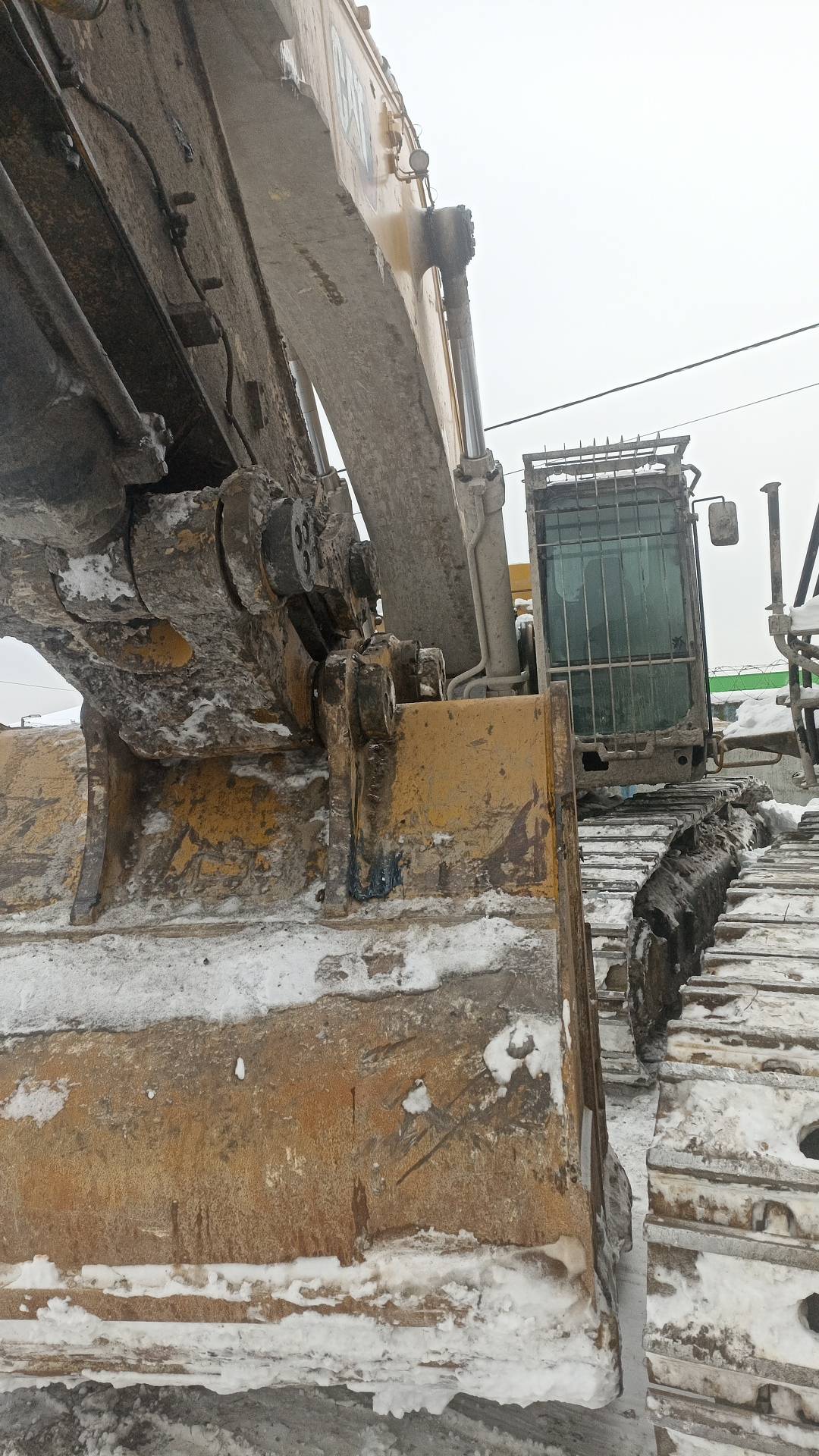 CATERPILLAR 374, 2021 года в лизинг