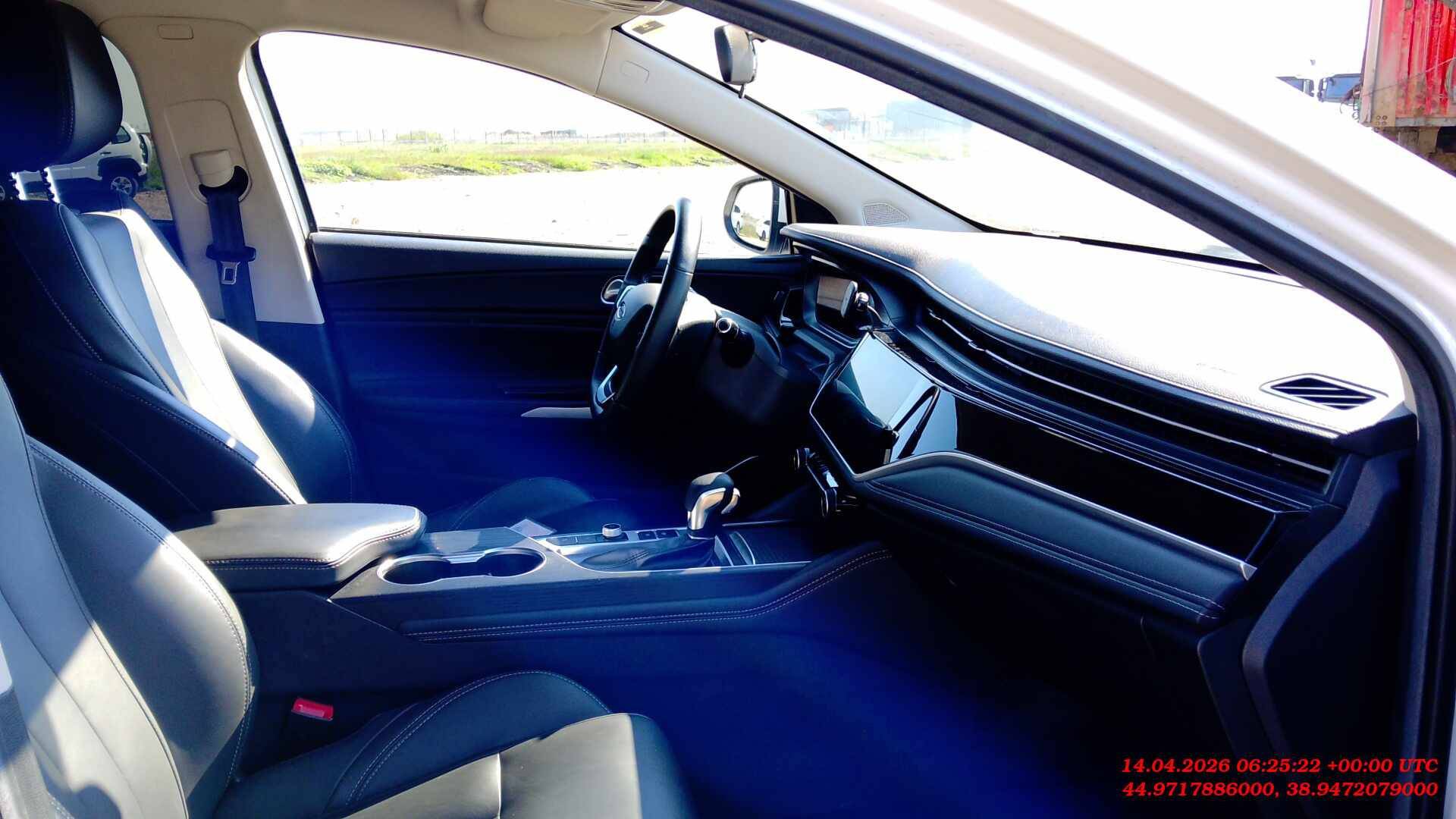 OMODA S5,  83 966 км, 2024 года в лизинг