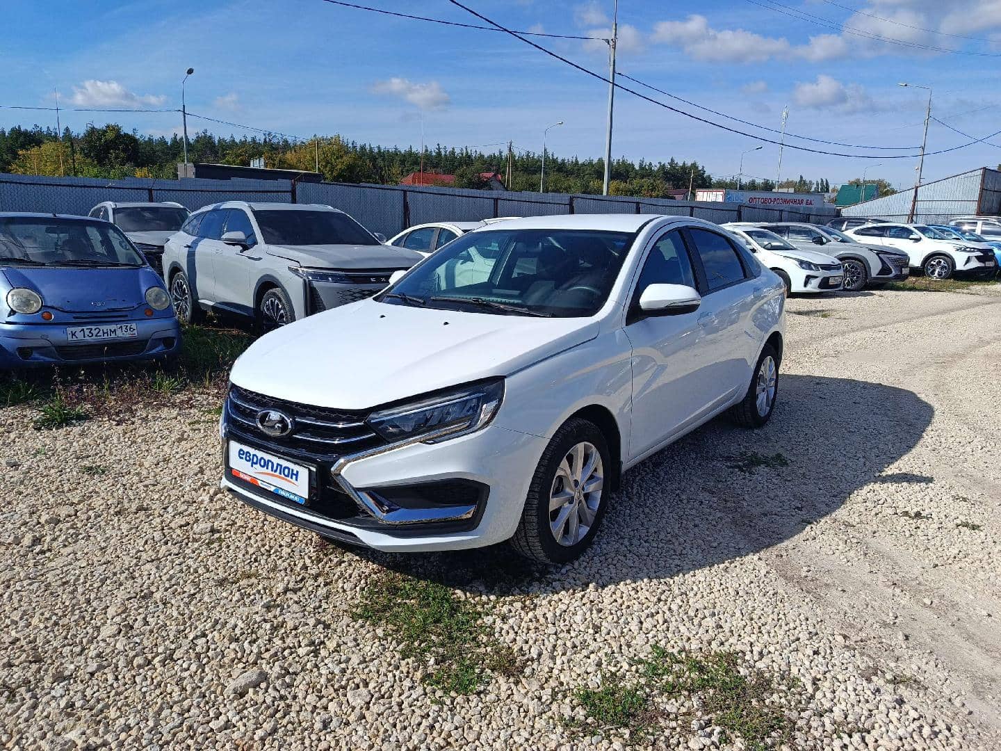 Lada Vesta седан,  7 930 км, 2024 года в лизинг