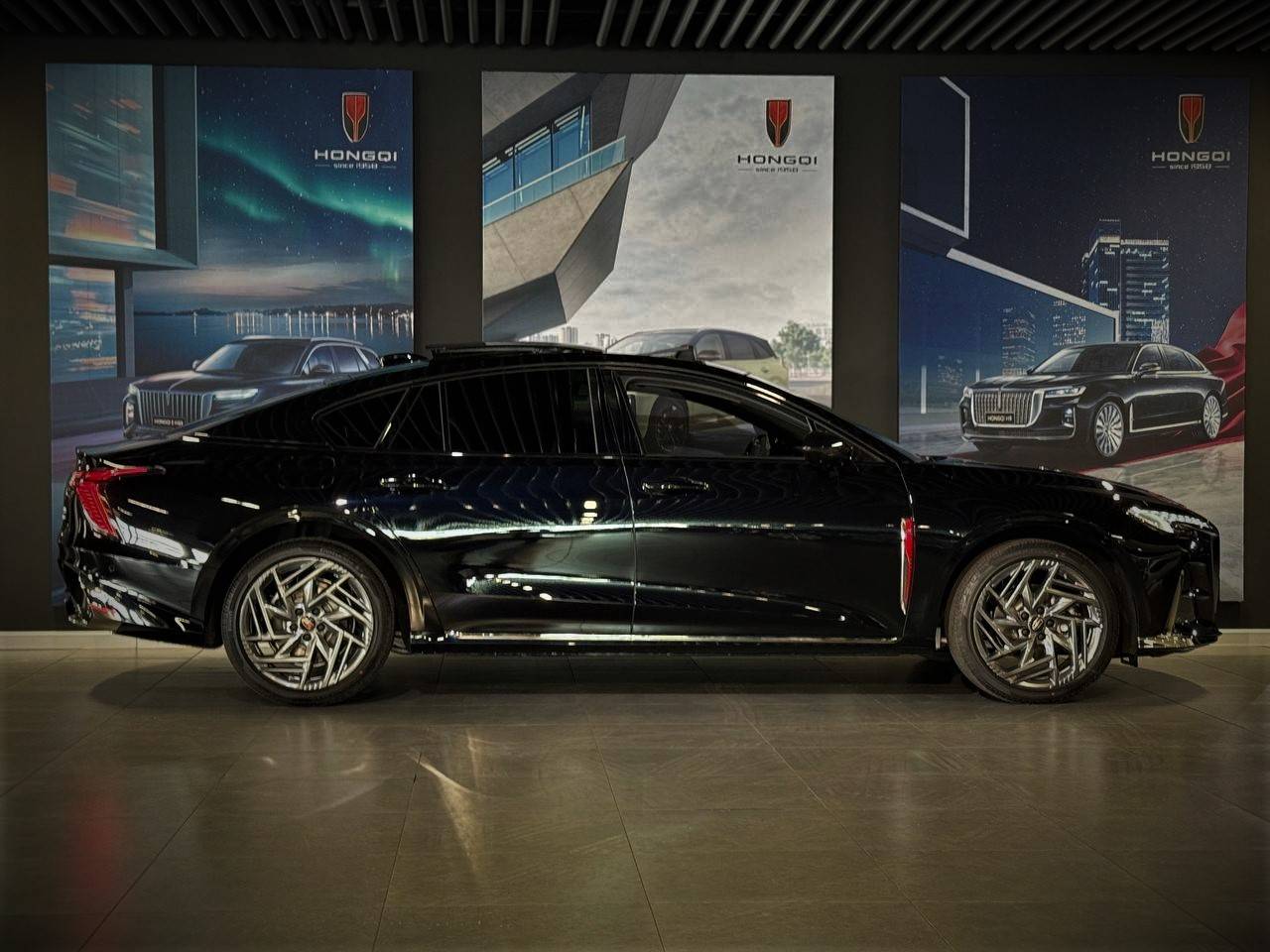 Hongqi H6 2.0T Dynamic