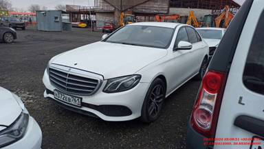 Mercedes-Benz E седан
