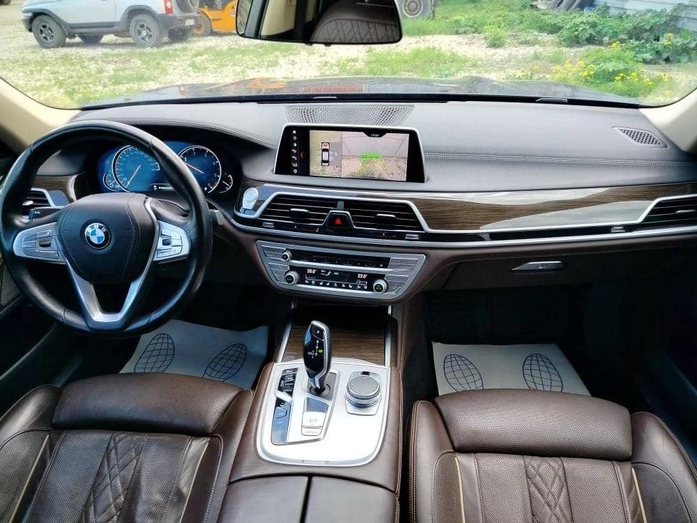BMW 7 серия,  134 475 км, 2018 года в лизинг