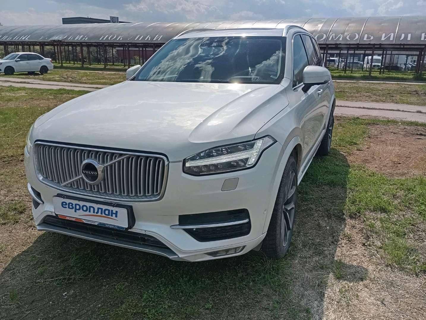 Volvo XC90