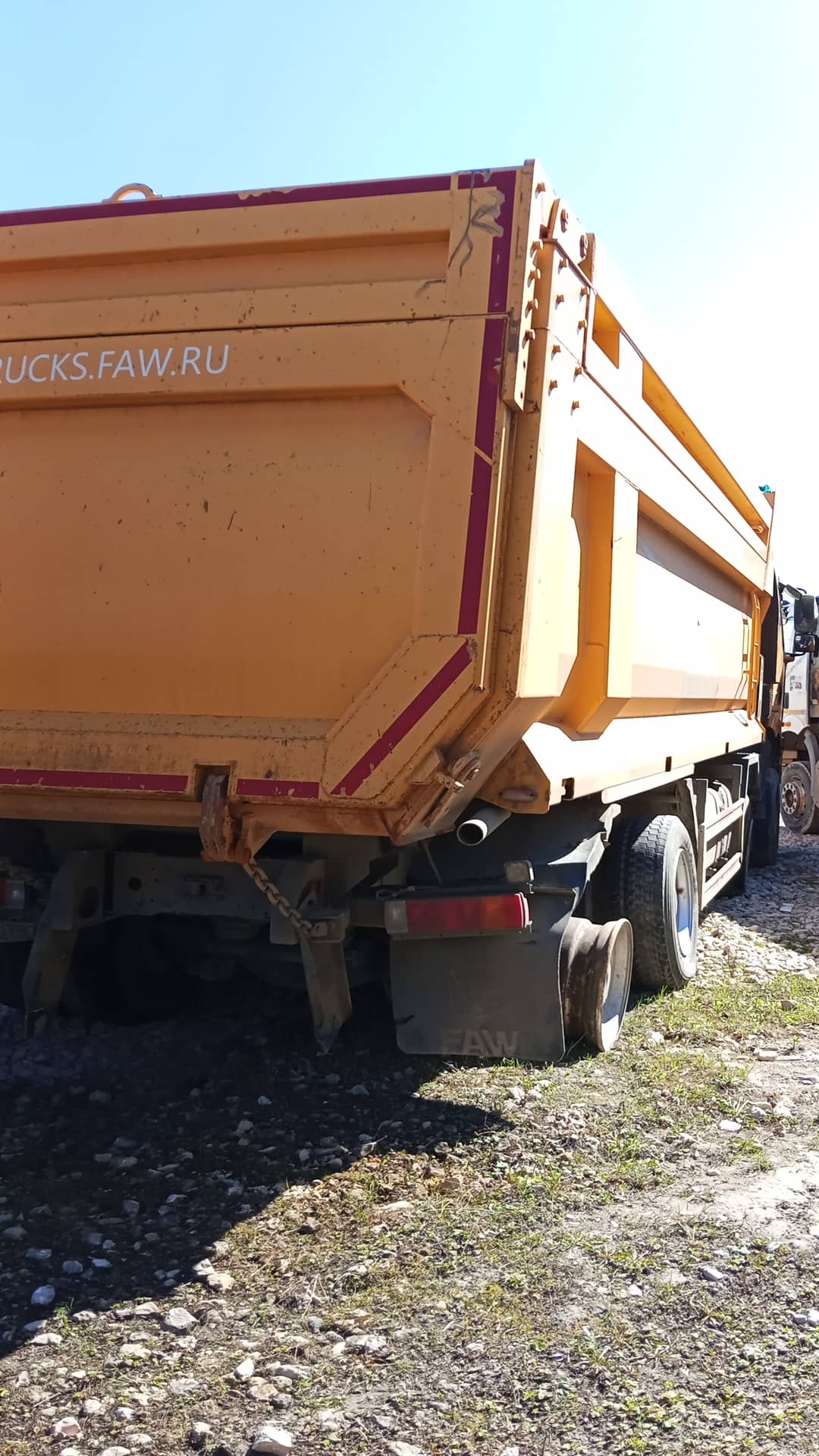 FAW CA3310P66K24T4E5 8х4,  80 000 км, 2023 года в лизинг