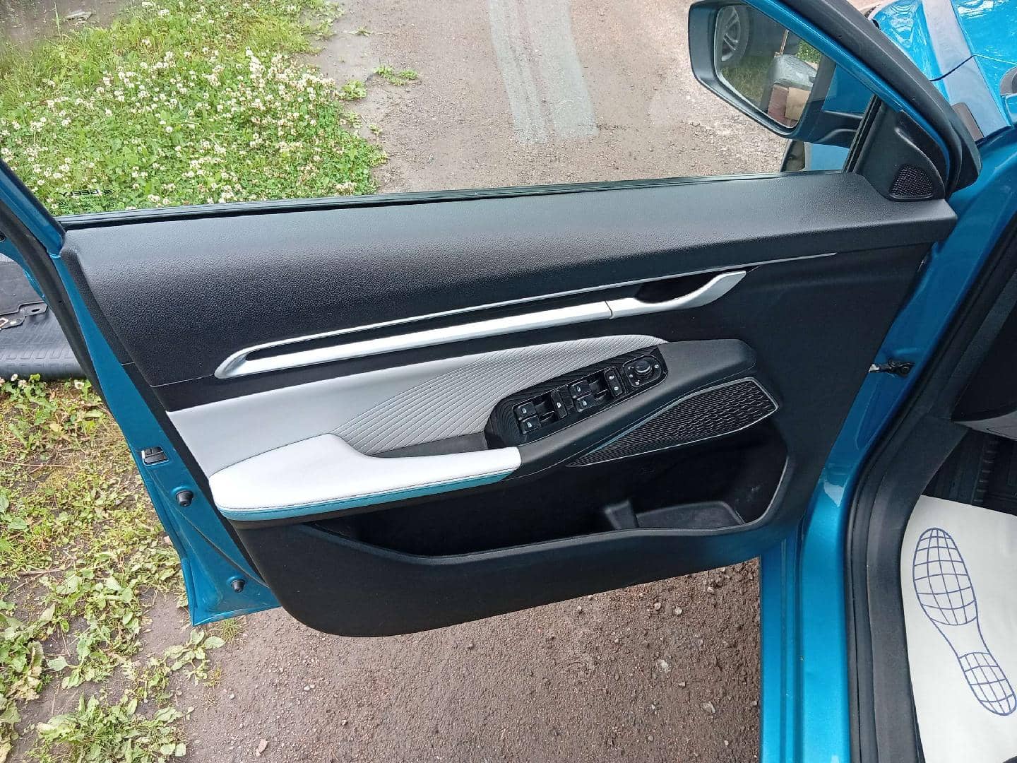 Geely Emgrand,  36 314 км, 2023 года в лизинг