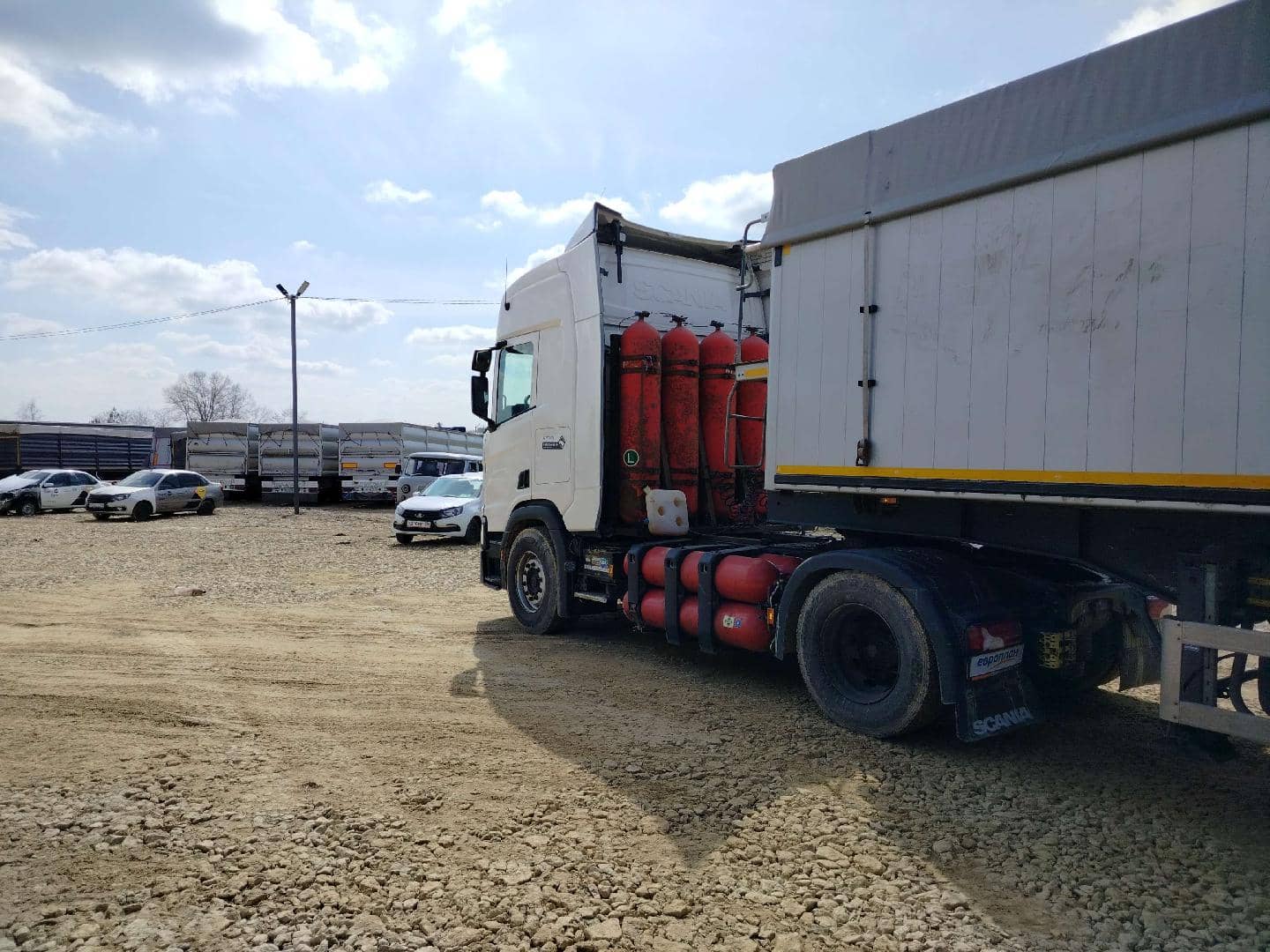 SCANIA R4X200 R410,  871 433 км, 2021 года в лизинг