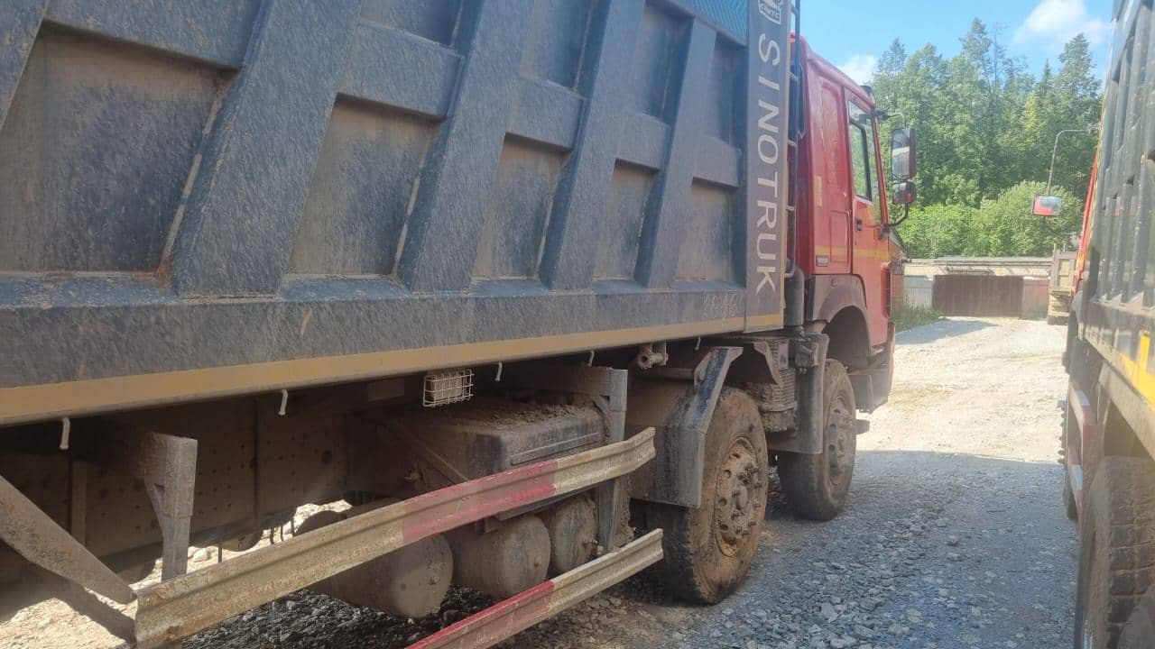 HOWO ZZ3407S3867E 8x4,  181 284 км, 2022 года