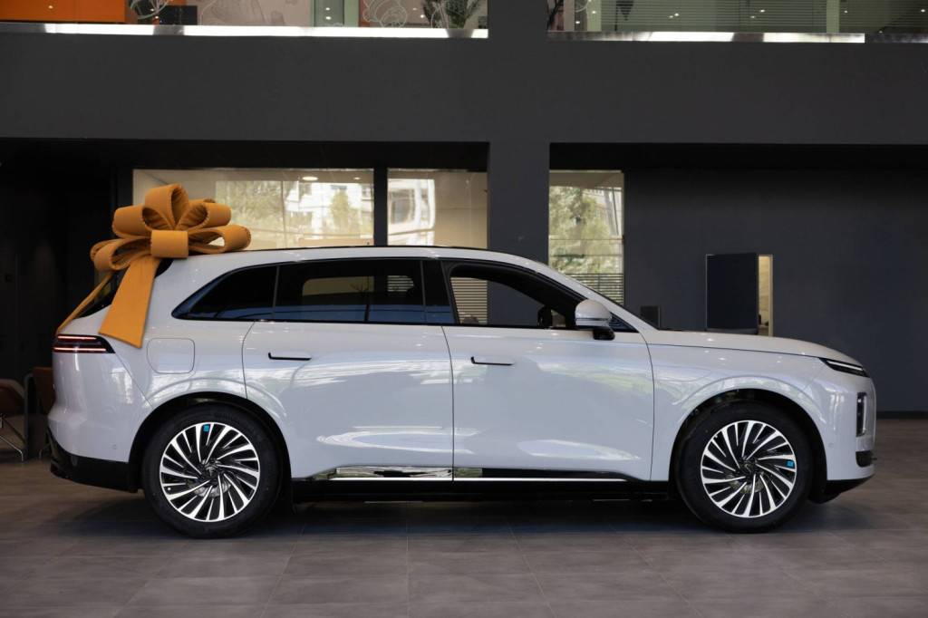 EXEED Exlantix ET 1.5T+40KWh AWD TOP BL