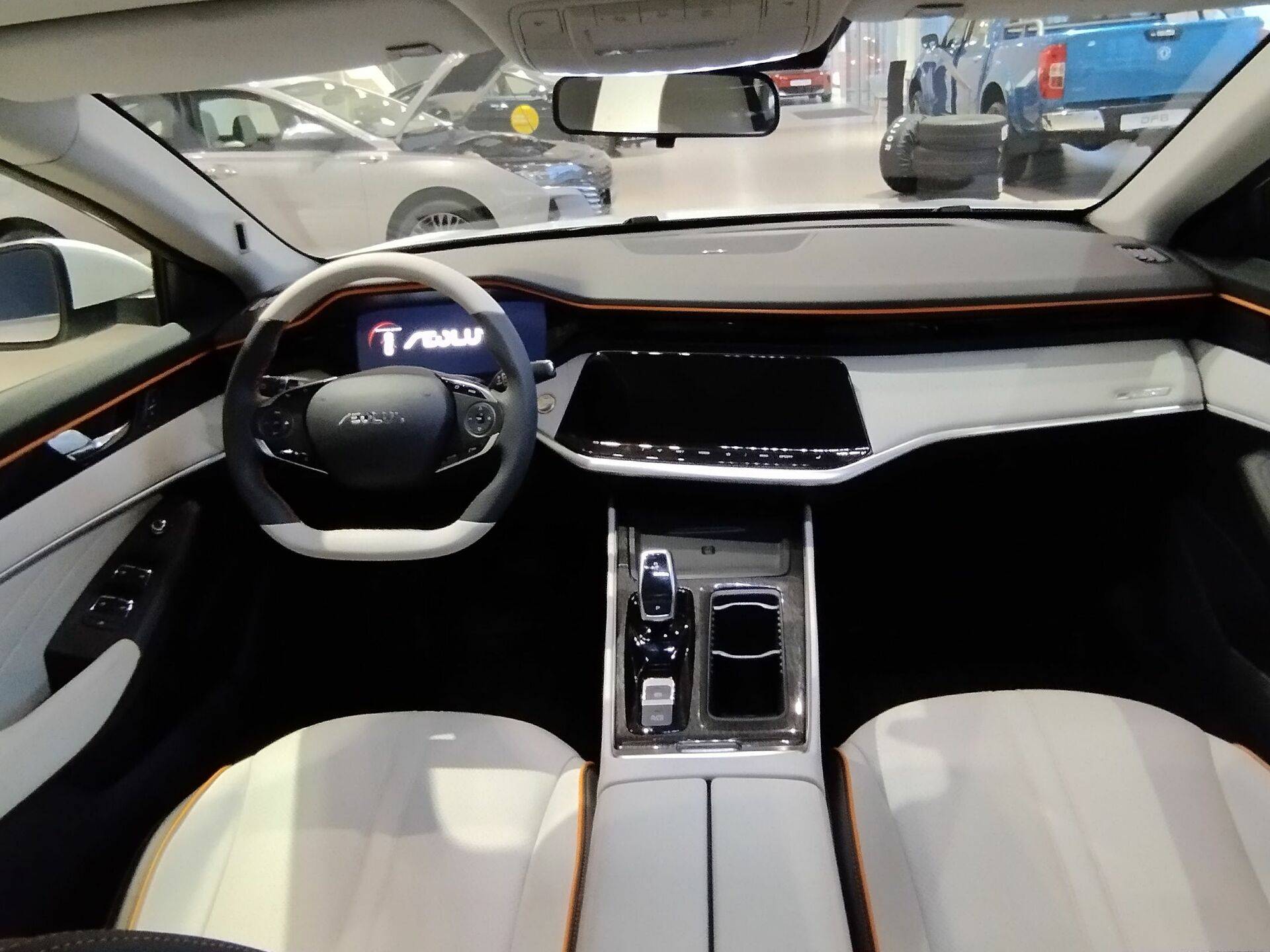DongFeng Shine Max Luxury 1.5T DCT
