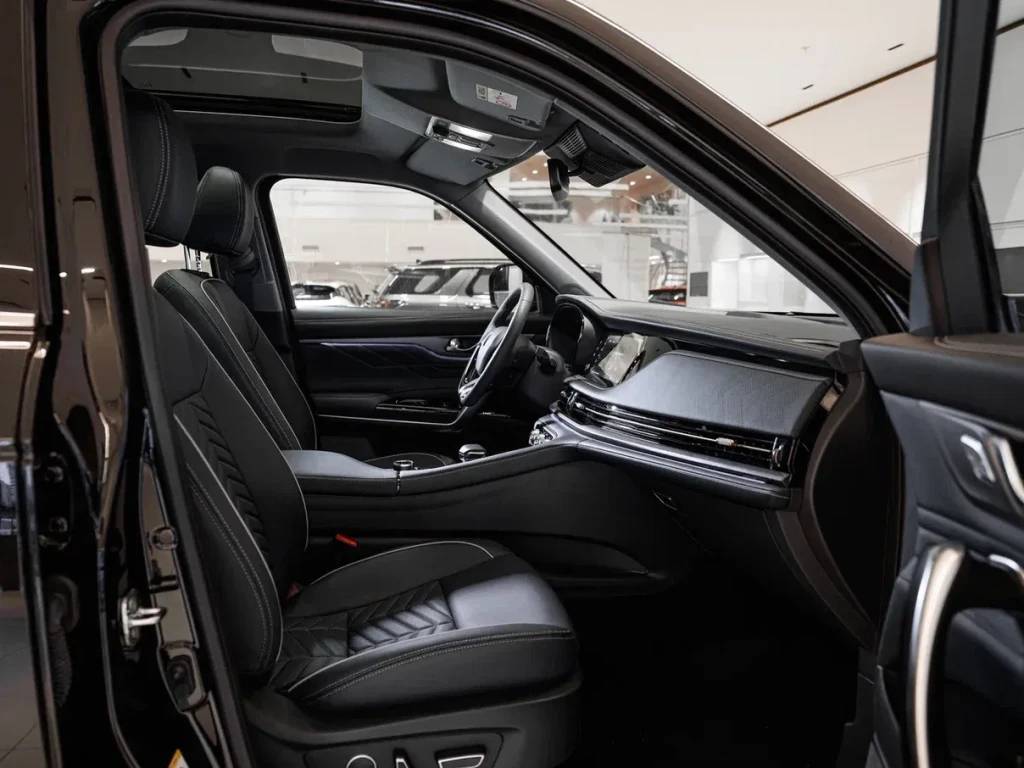 Changan CS95 Black edition Tech 2.0T 8AT