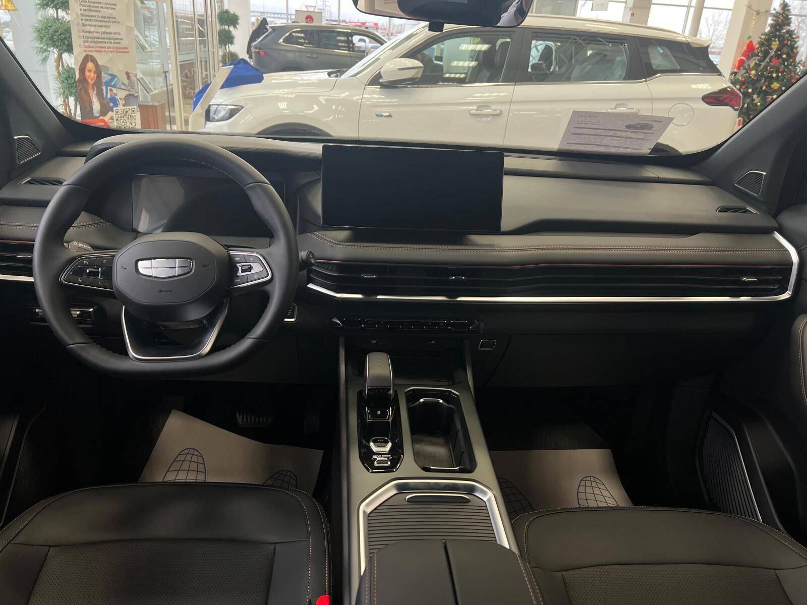 Geely Okavango Flagship 2.0T 7DCT 2WD