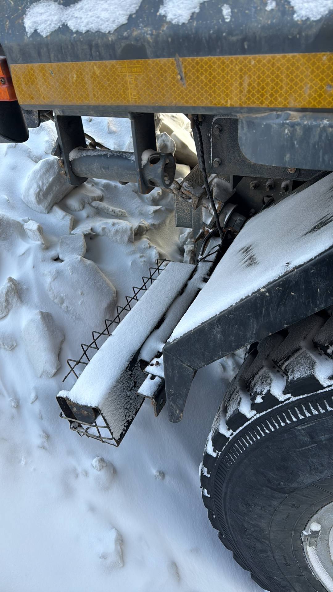 Sitrak ZZ3316V306ME,  40 326 км, 2023 года в лизинг