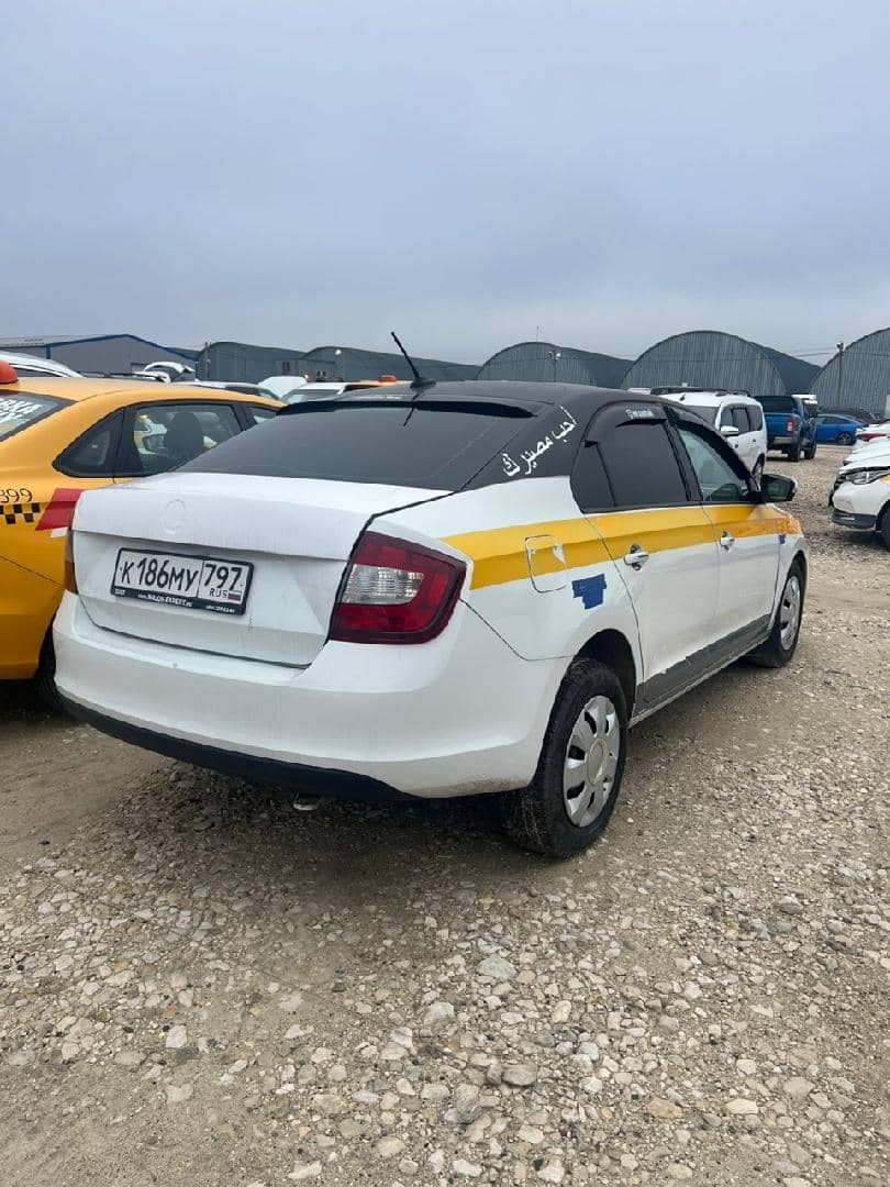 Skoda Rapid,  200 000 км, 2019 года в лизинг
